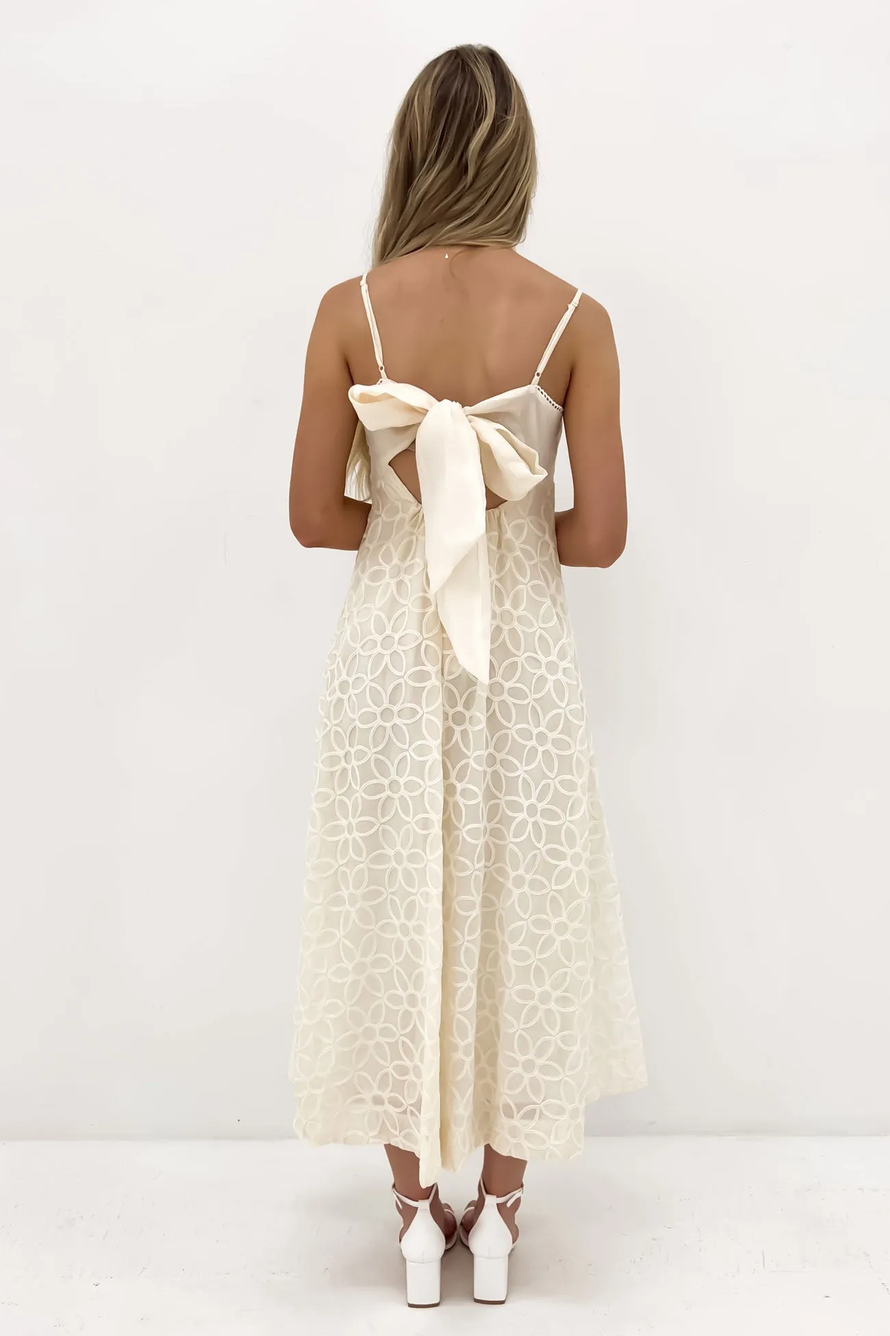 Jaime Midi Dress Cream Shiny surface Quilted-Texture