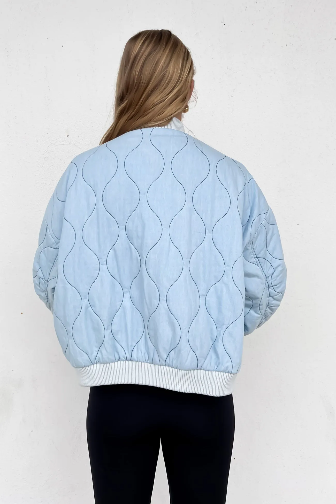 No Wrinkle All Ground Kenna Chambray Jacket Blue