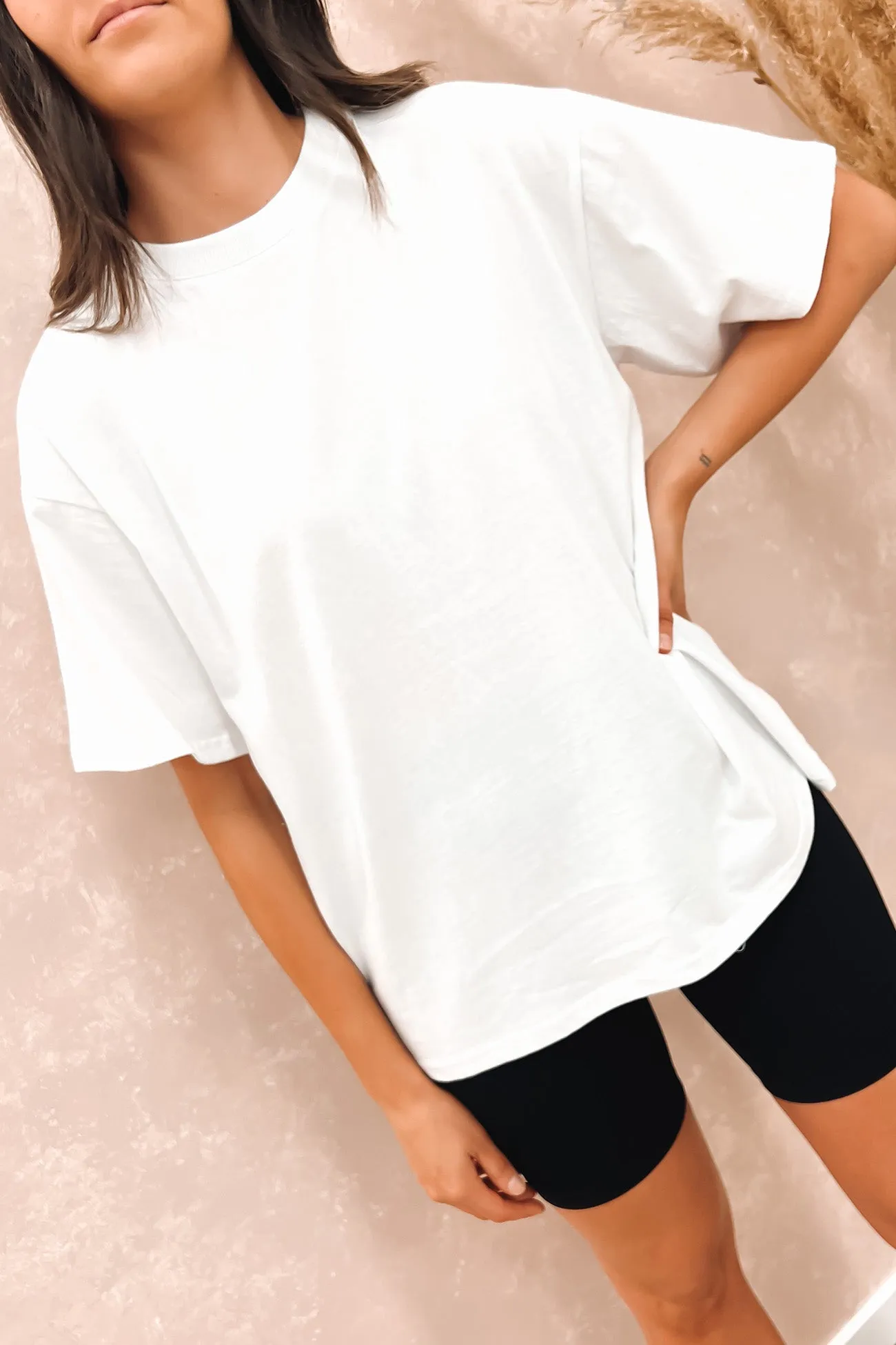 Koa Oversized Tee White Chic Smart Classic Outfit Style