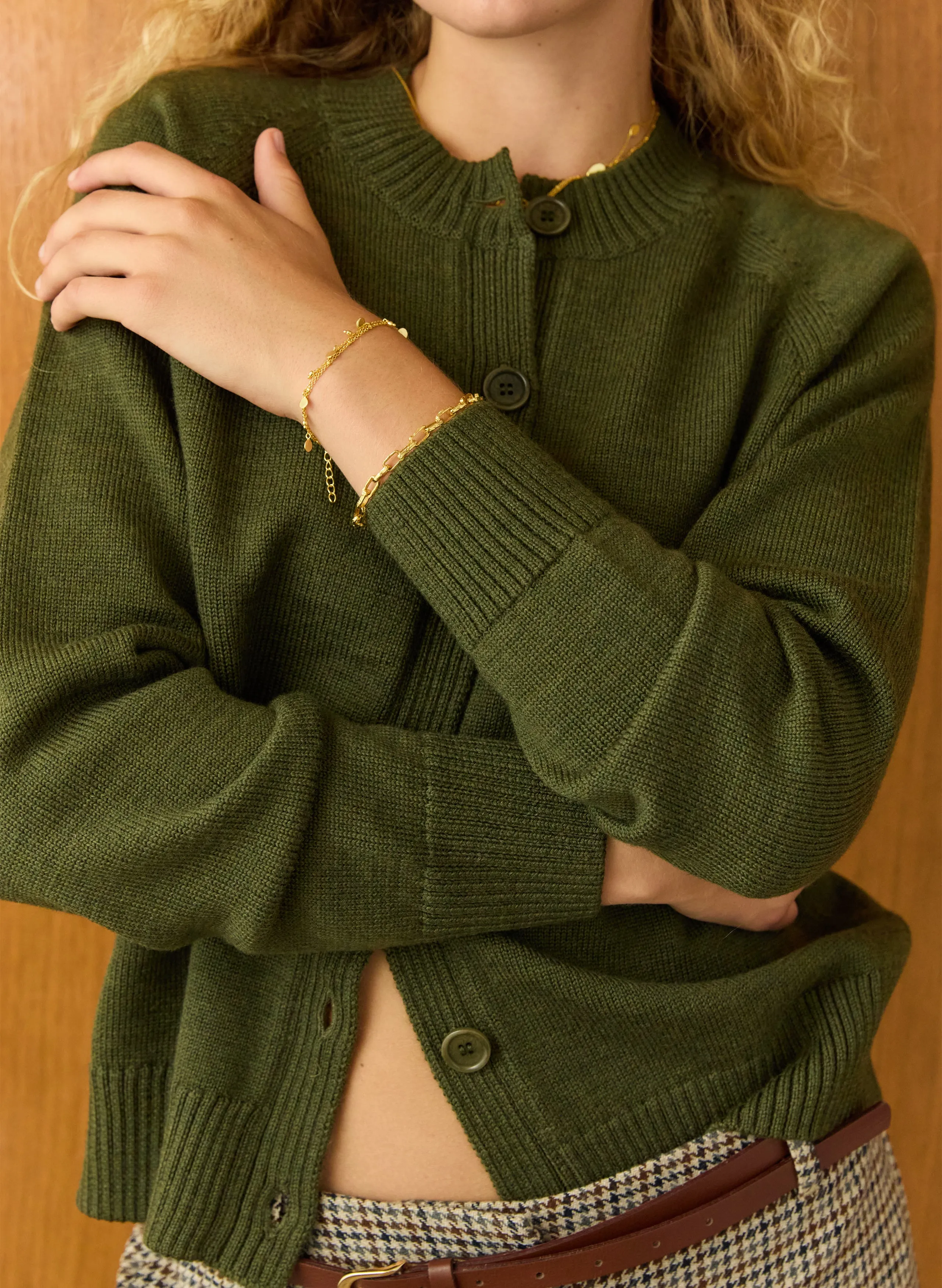 Suna Wool Blend Crew Neck Cardigan muted tone Daywear Fit