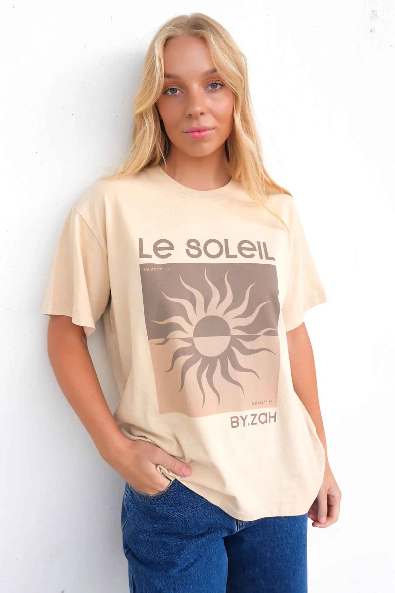 Easy-to-Style Top Everyday Look Wear Le Soleil Tee Beige