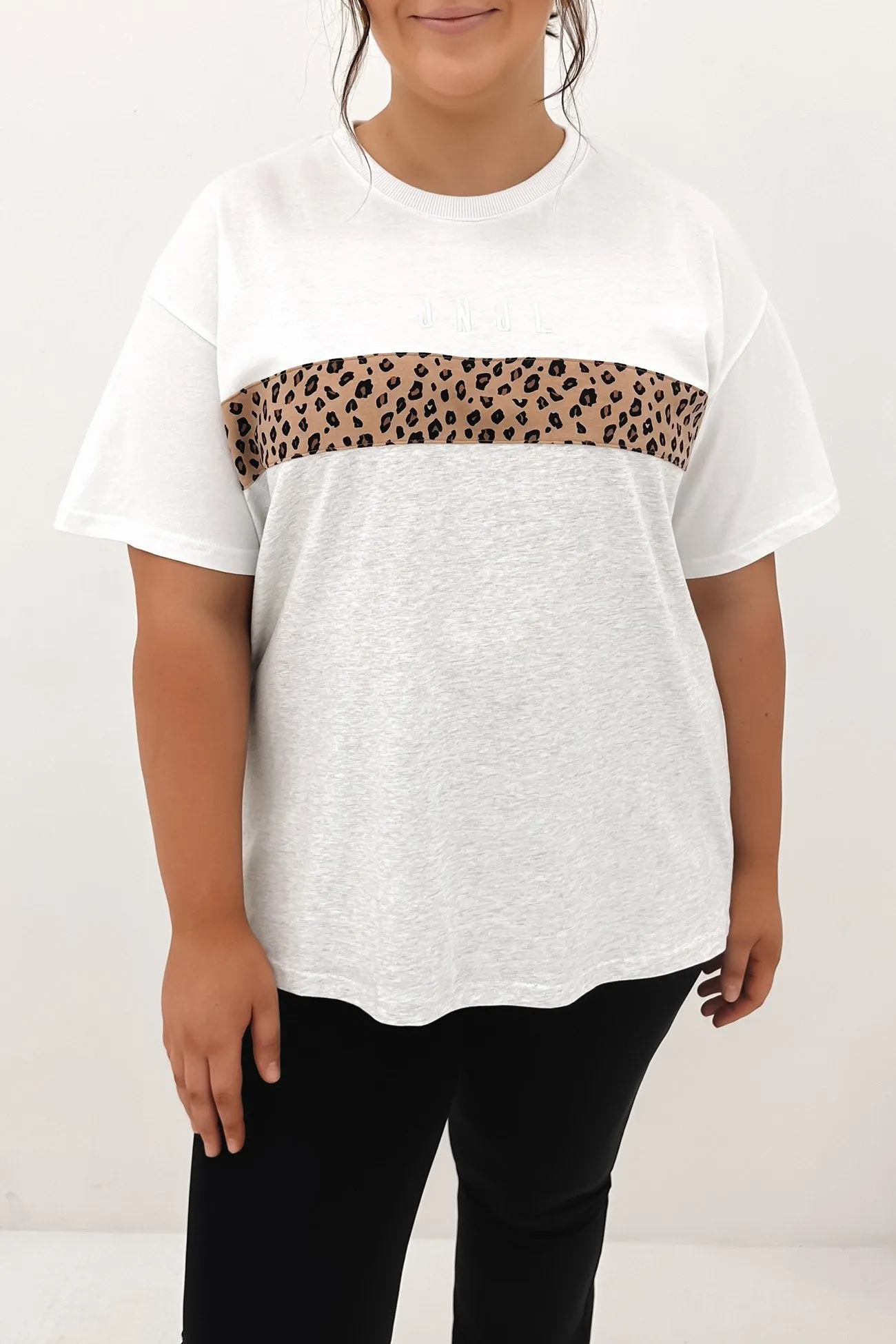 Leopard Panel Up Tee Snow Marle Sports Apparel