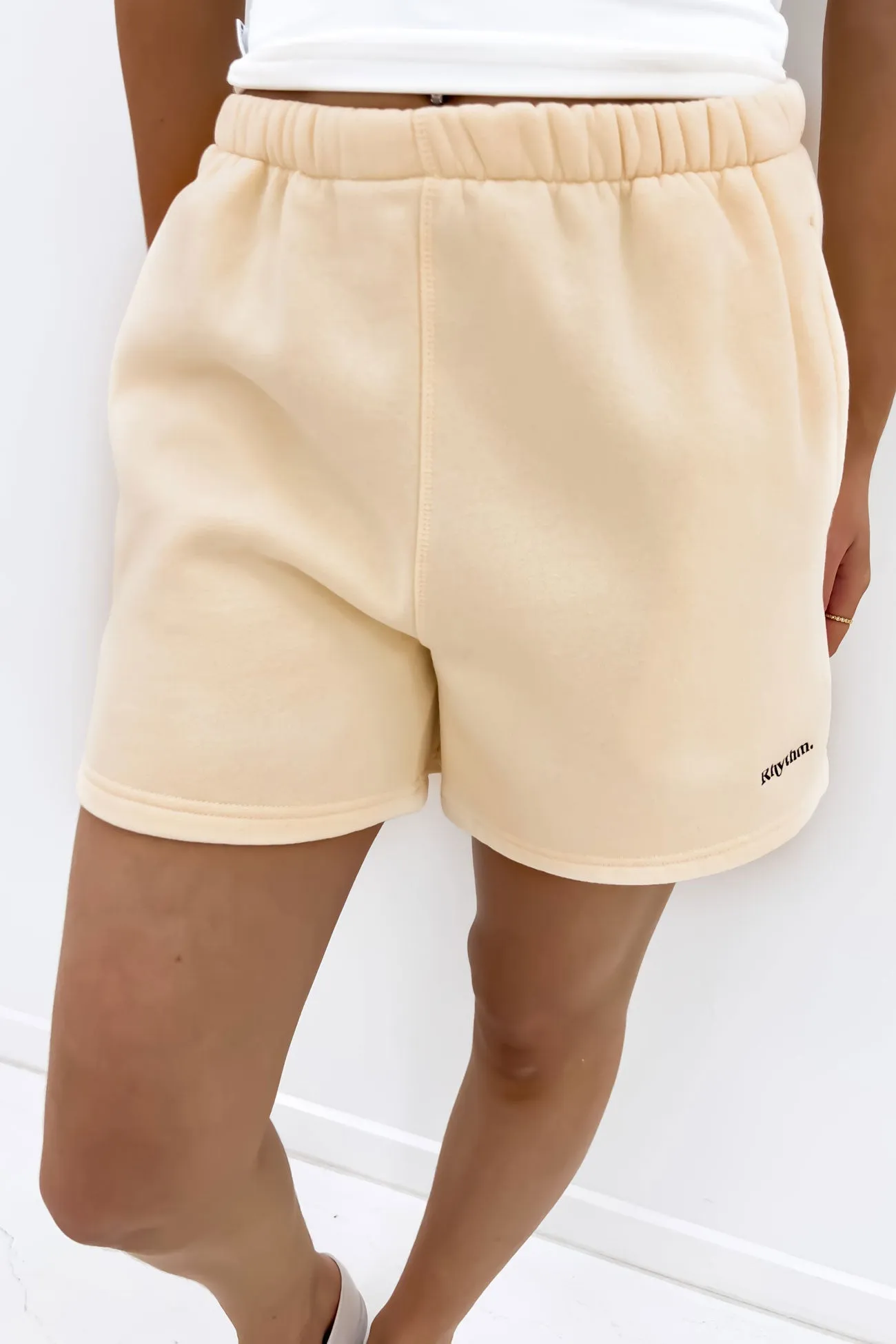 Logo Fleece Short Oatmeal Beachwear Fashion Accessory