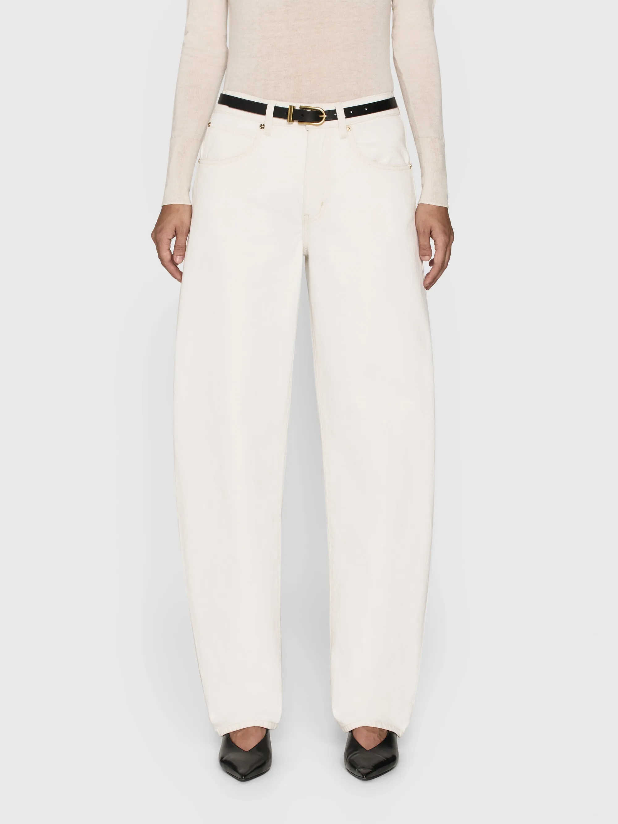 Low Slung Barrel -- Au Natural Clean Light and Cozy