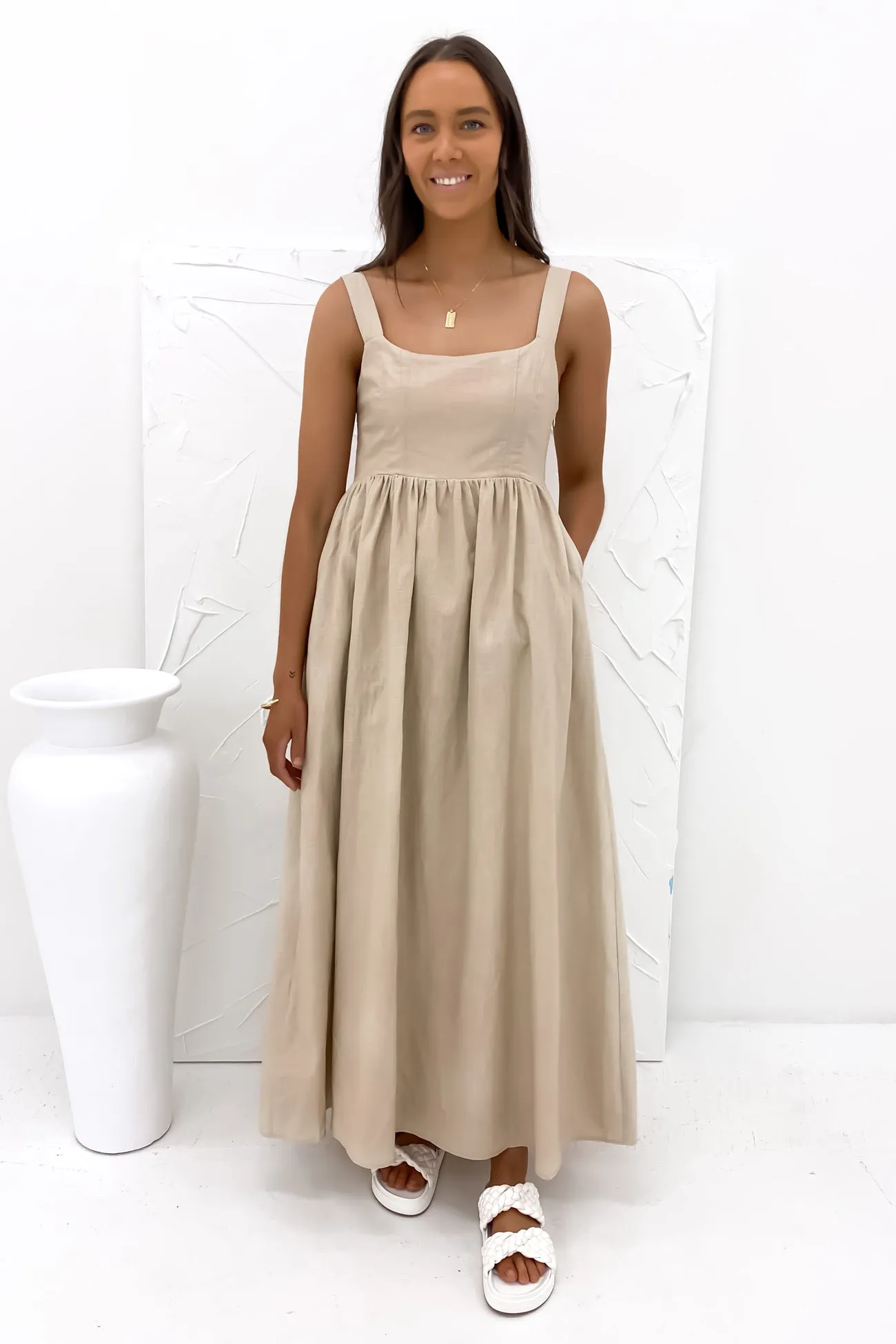 Mabel Maxi Dress Beige Relax Form