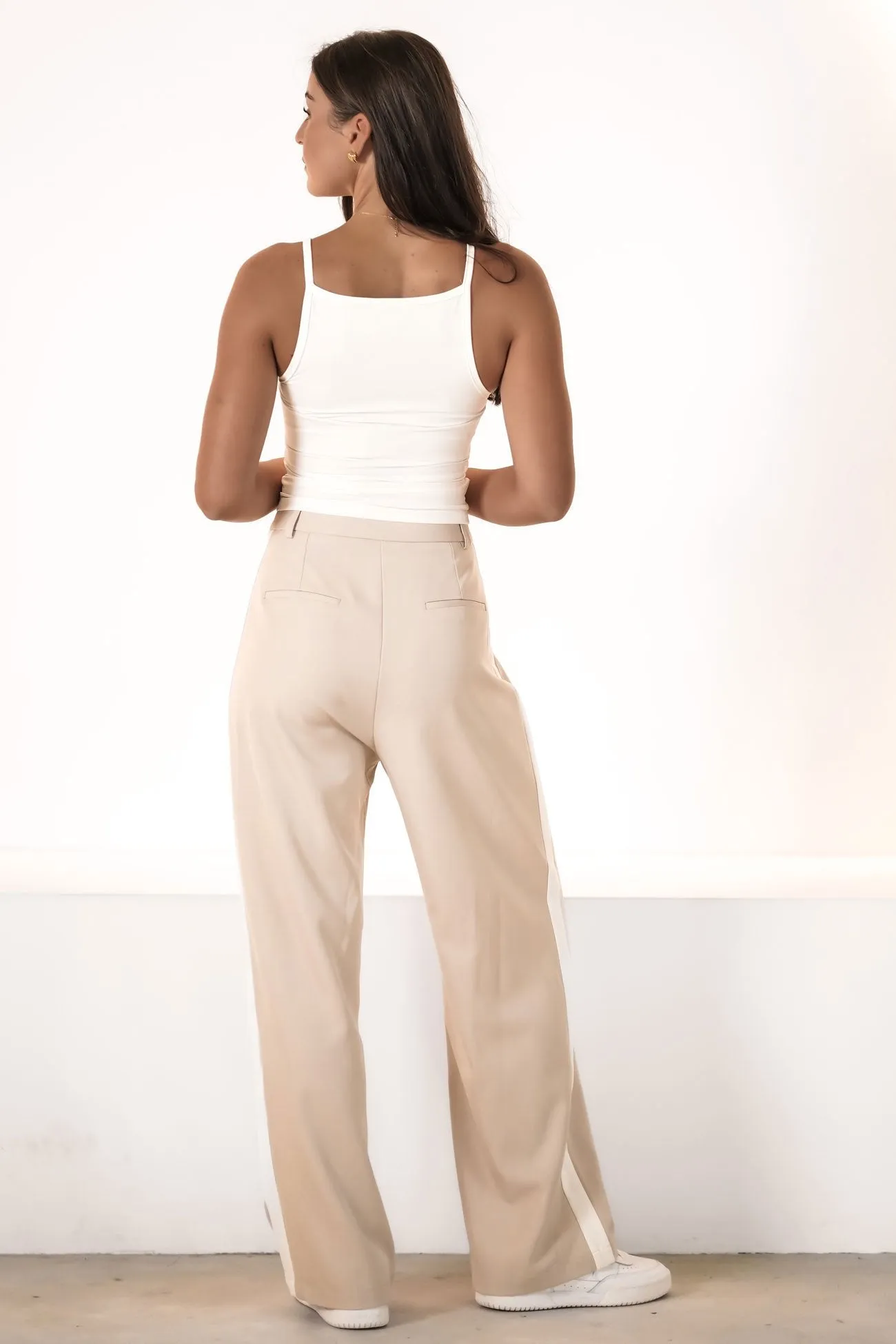 Alex Smooth Tank White Fashion Layers EcoFriendly Dye