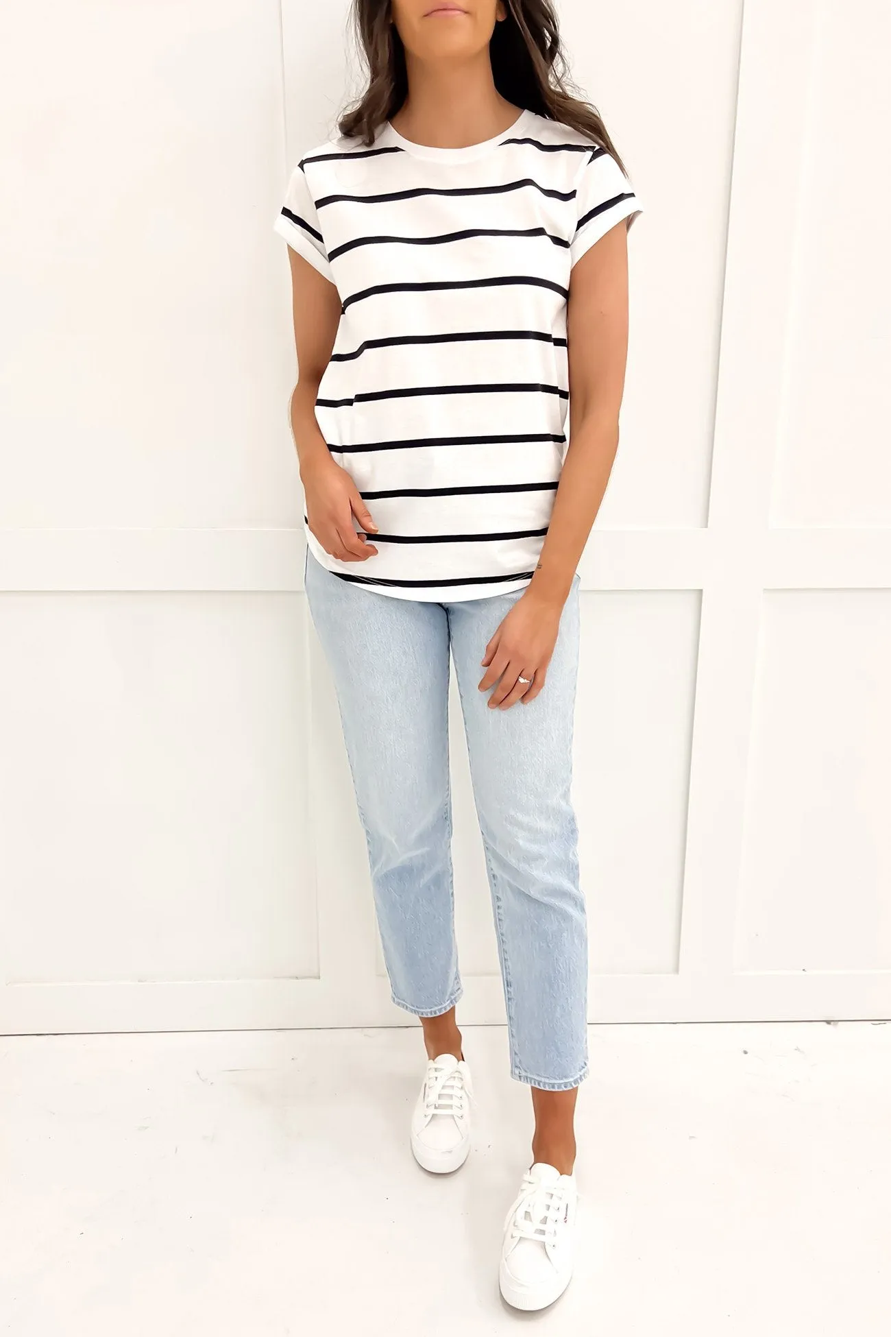 Simple and Cozy Manly Stripe Tee Black White Stripe