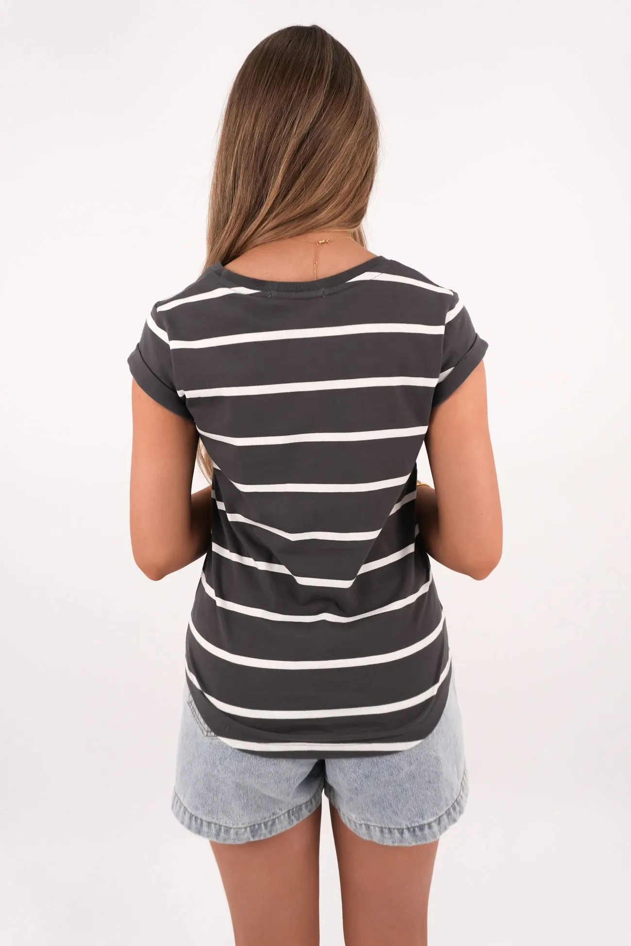 Manly Stripe Tee Charcoal White Solid color purity V neck elegance