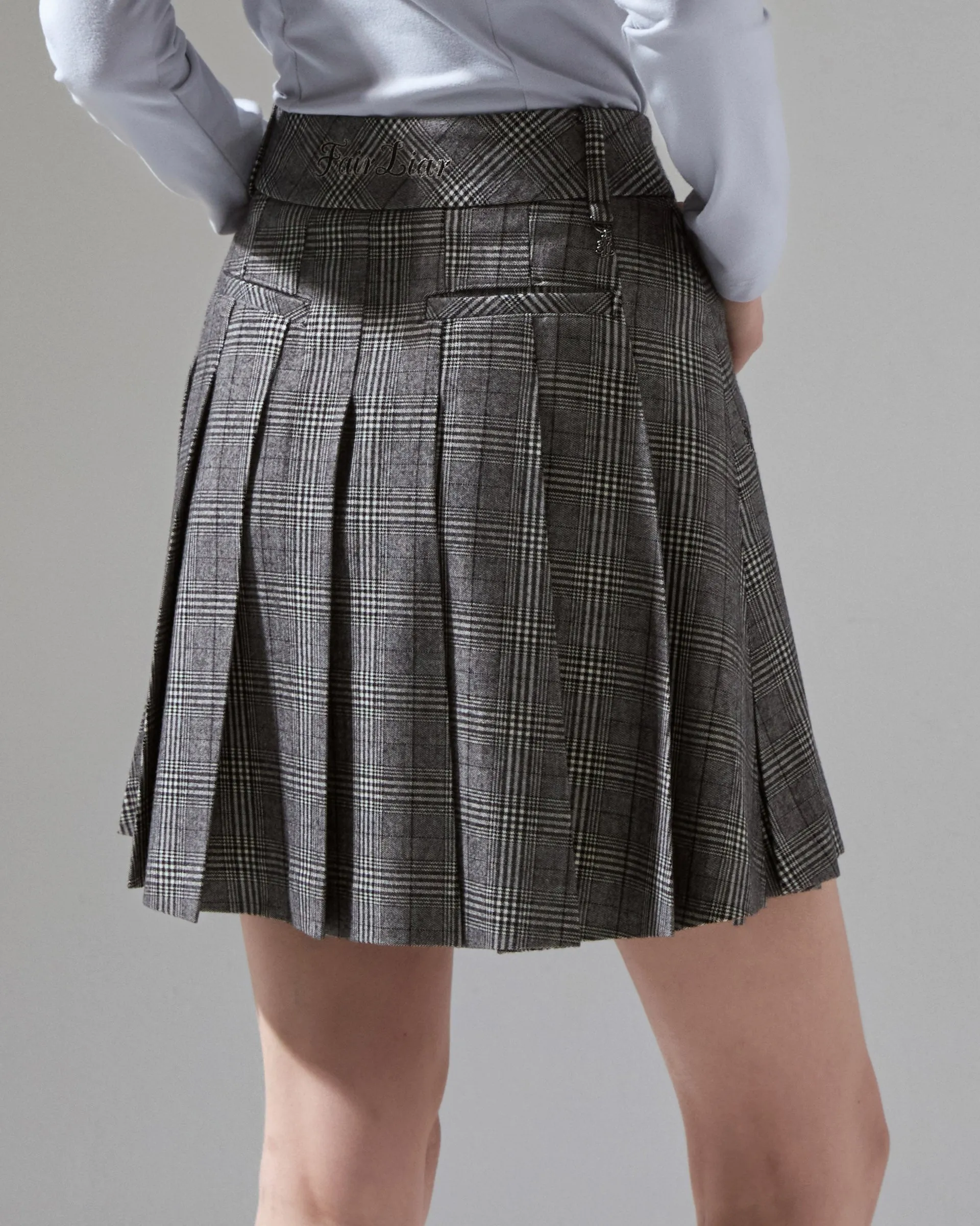 Mid Pleated Flare Checkered Skirt Timeless Piece Autumn Stroll