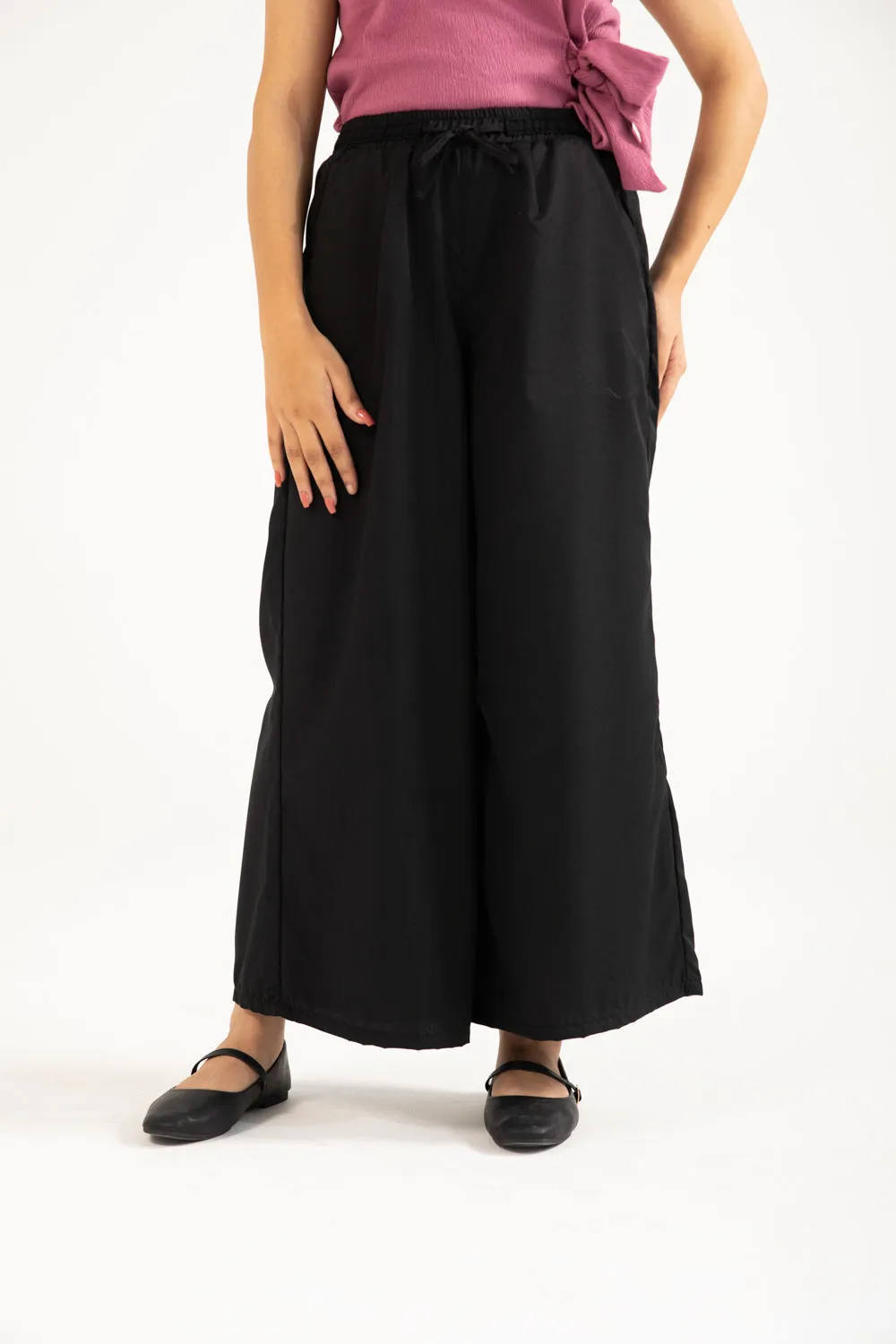 WIDE LEG TROUSER Effortless Design