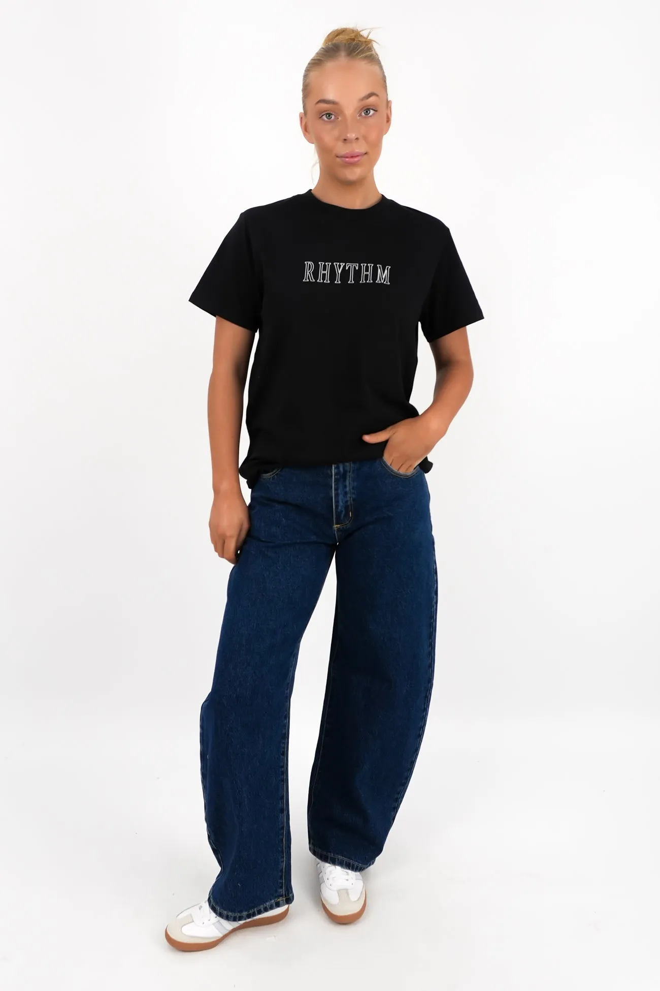 Universal Silhouette Wrinkle Resistant Cloth Flagship Boyfriend T-Shirt Black