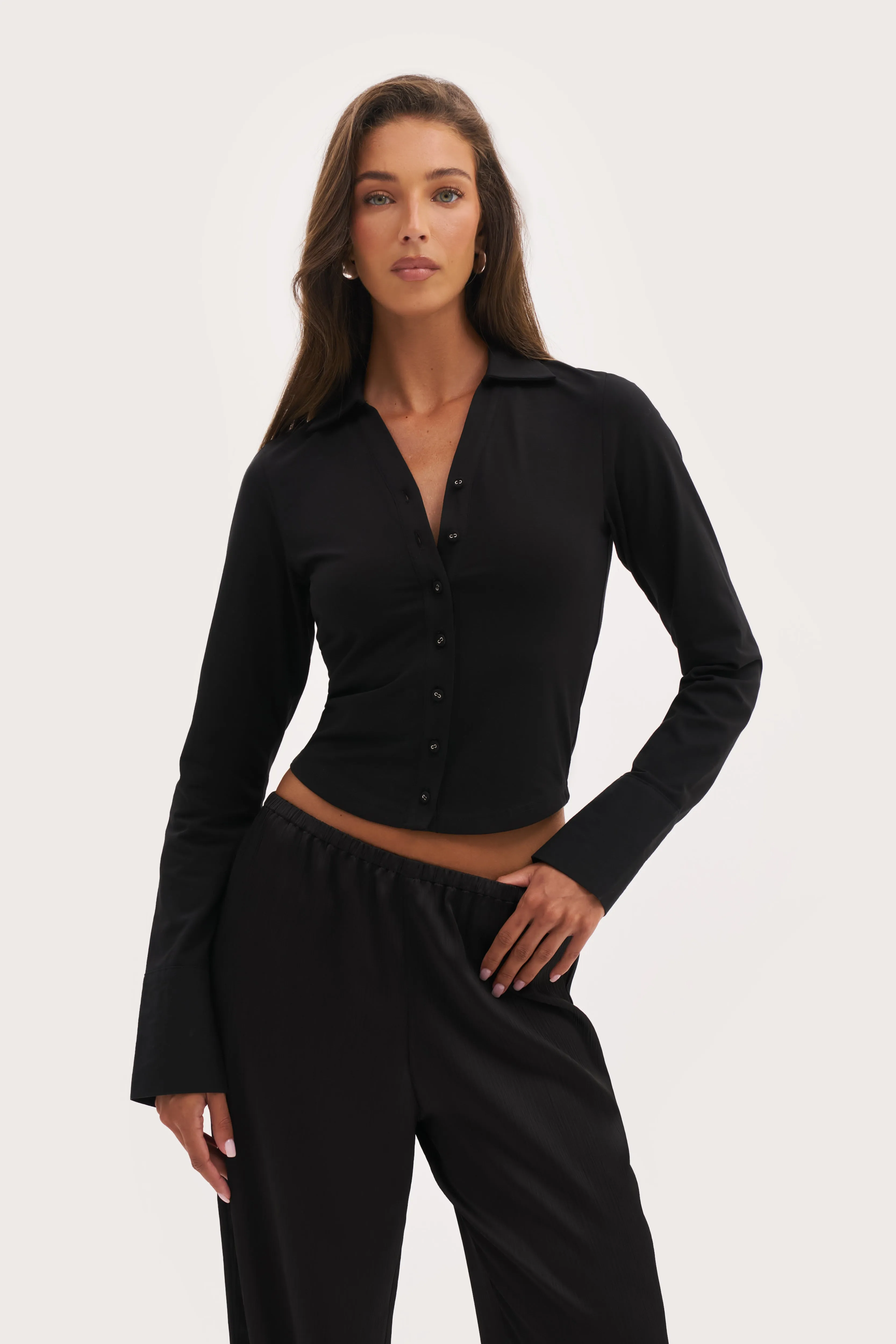 Urban Style Cozy Style Daily Errands Fitted Shirt - Black