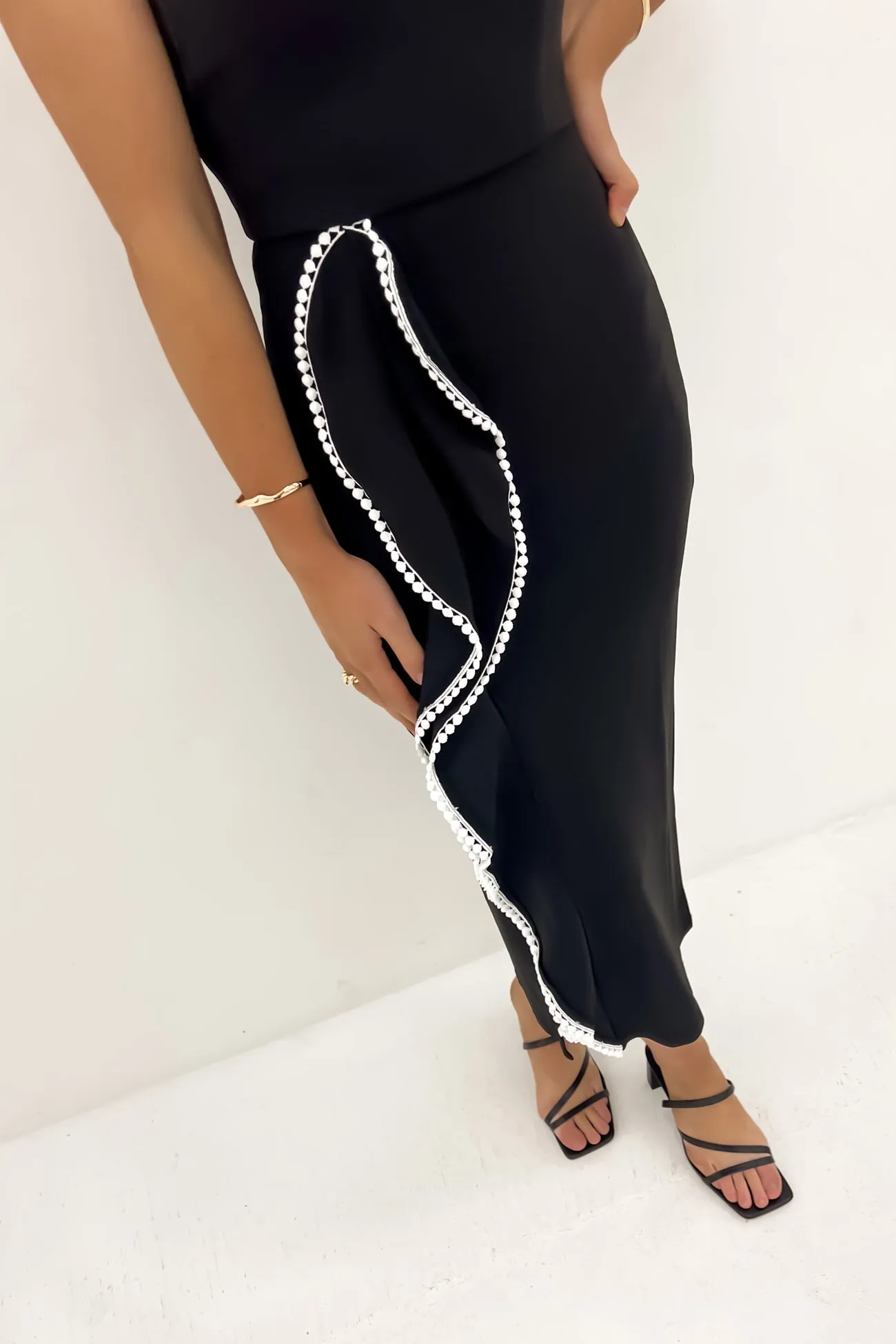 WrinkleResistantFinish Lightweight Comfort Michie Midi Dress Black