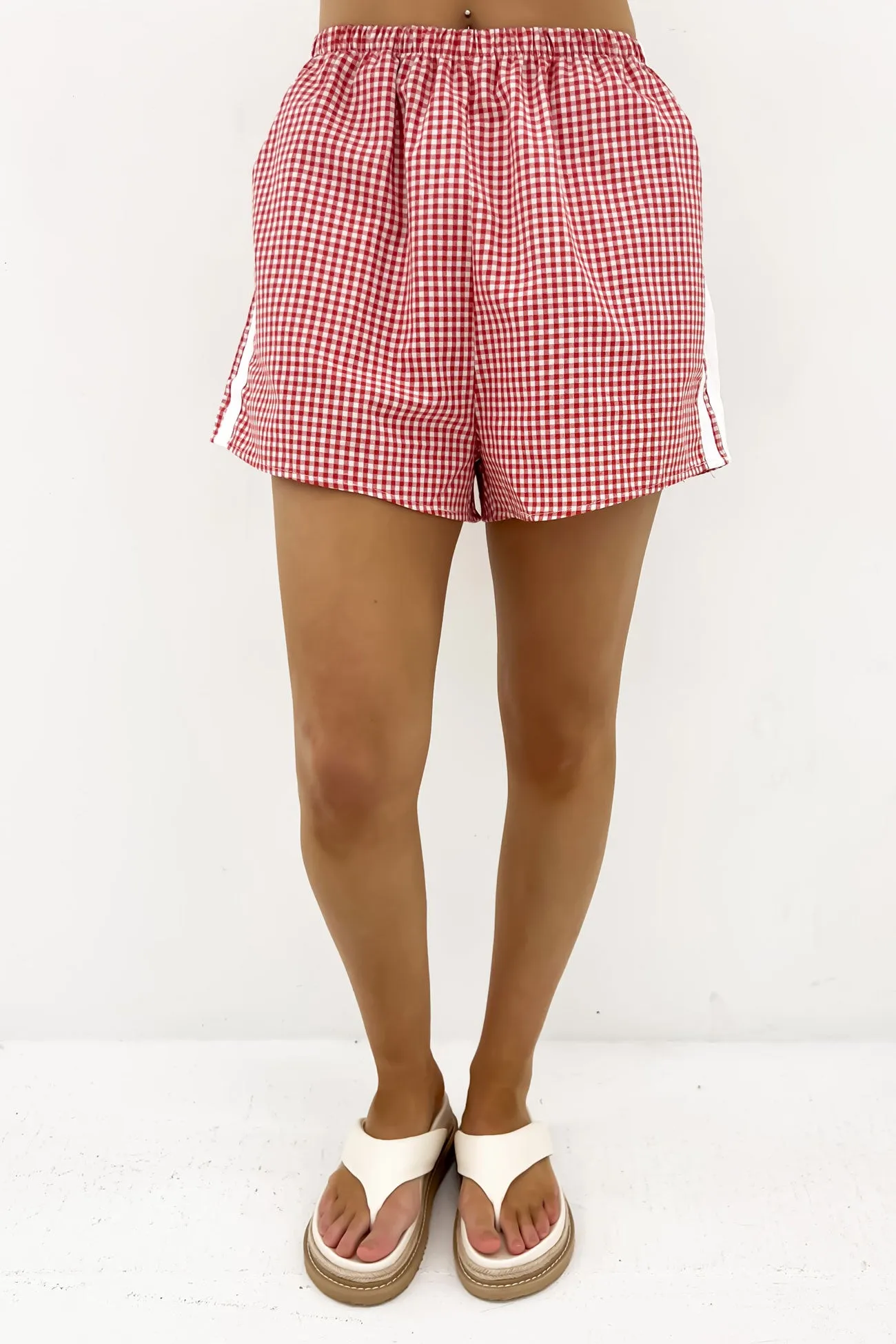 Delora Short Red Gingham Quick Movement