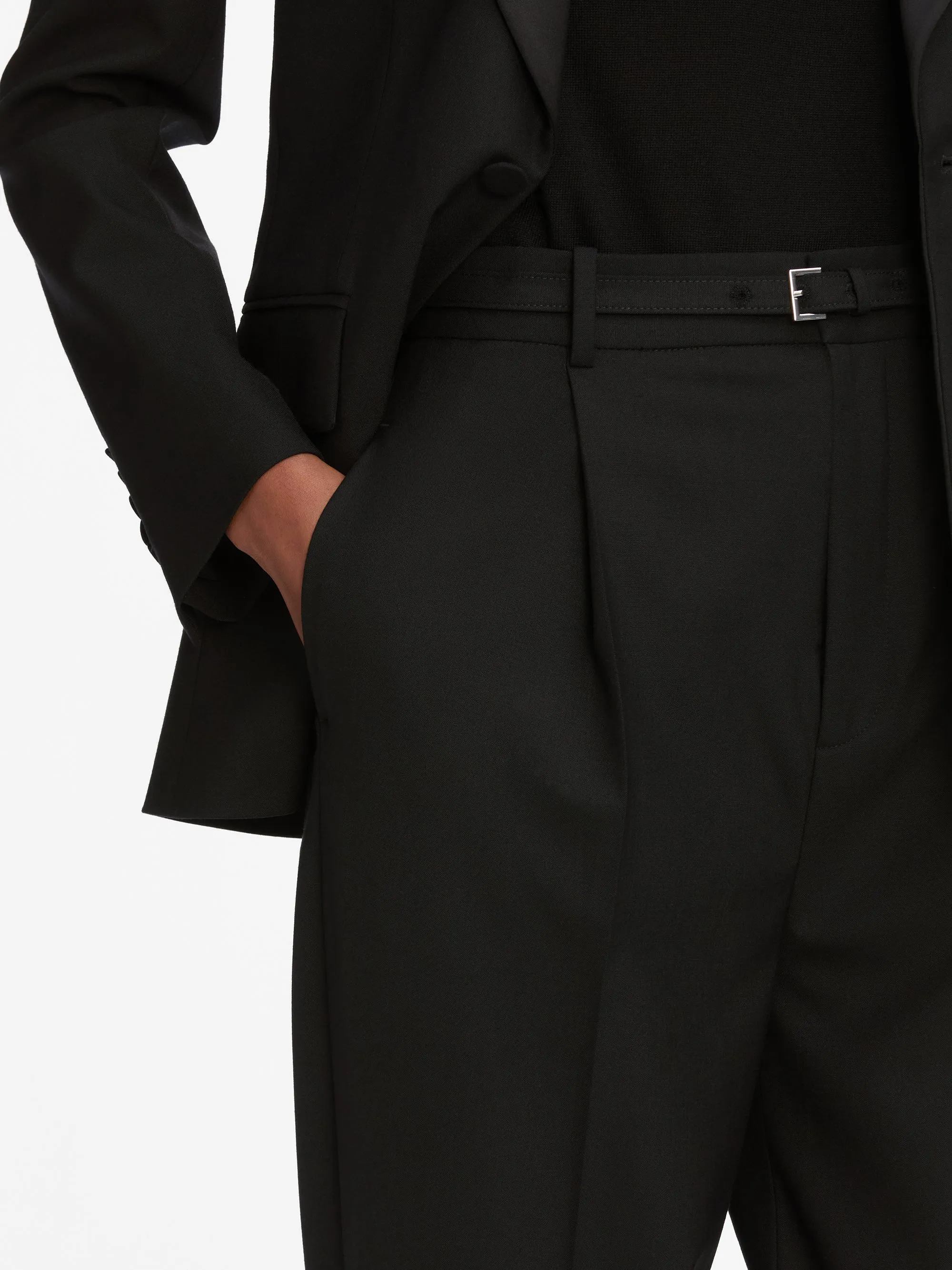 Clean Lines Stretchable Waist The Cuffed Pleated Trouser -- Black