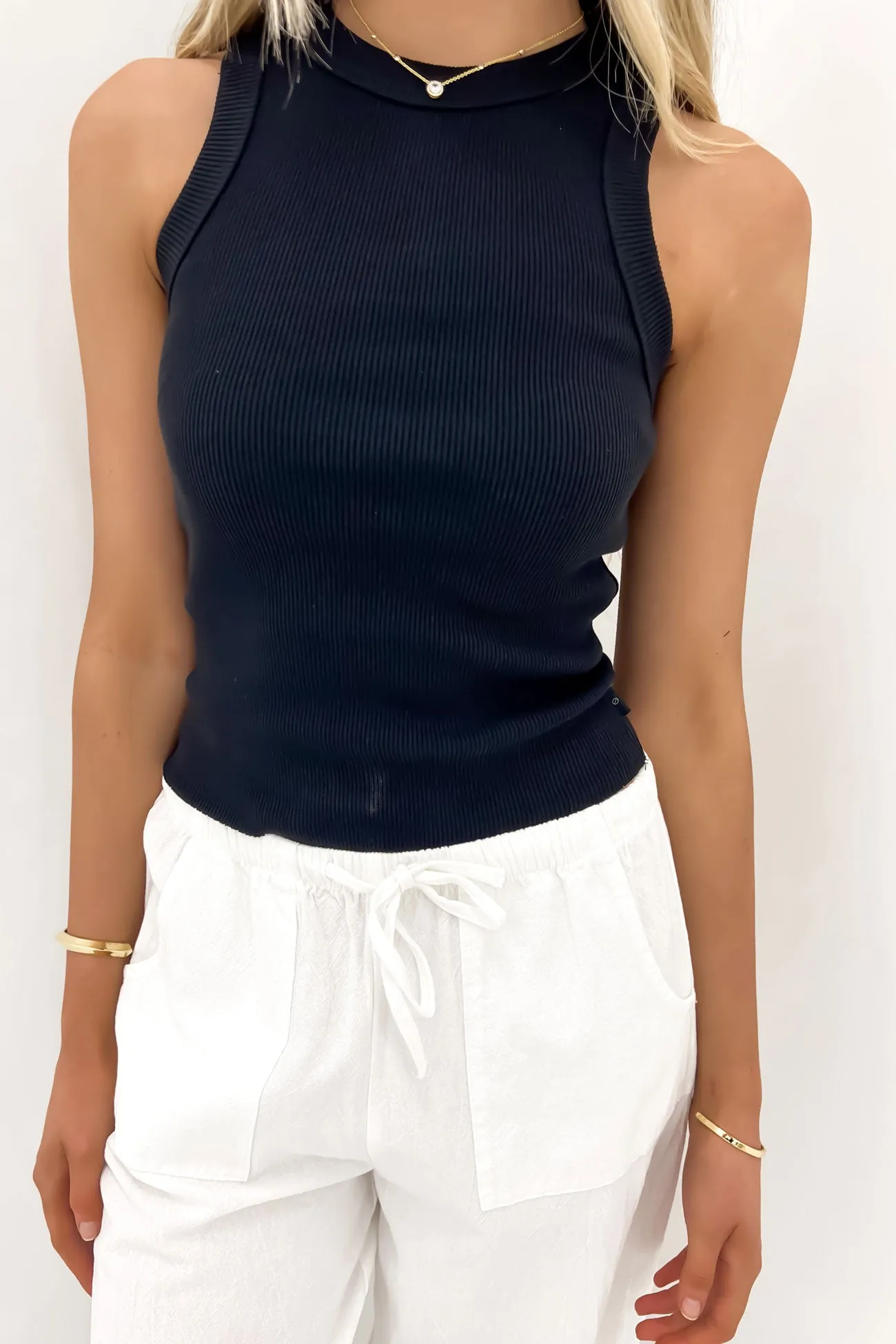 Adaptable Outfit Swim Easy Pia Tank Black