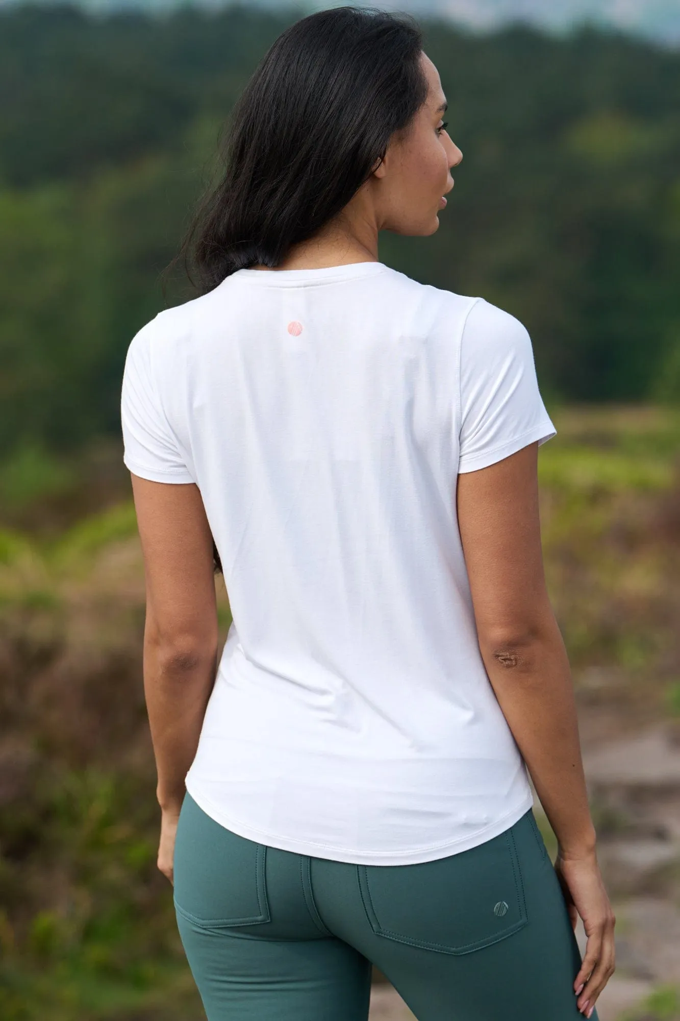 Smooth Neckline On The Go Tee - Off White