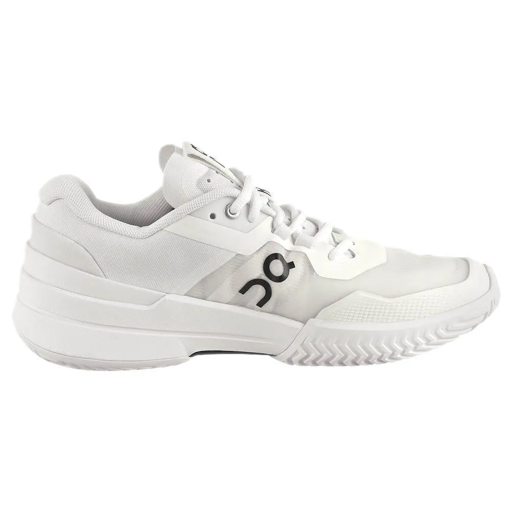 Flex Zones Neutral Foot Strike On Women's THE ROGER Pro 2 - All White
