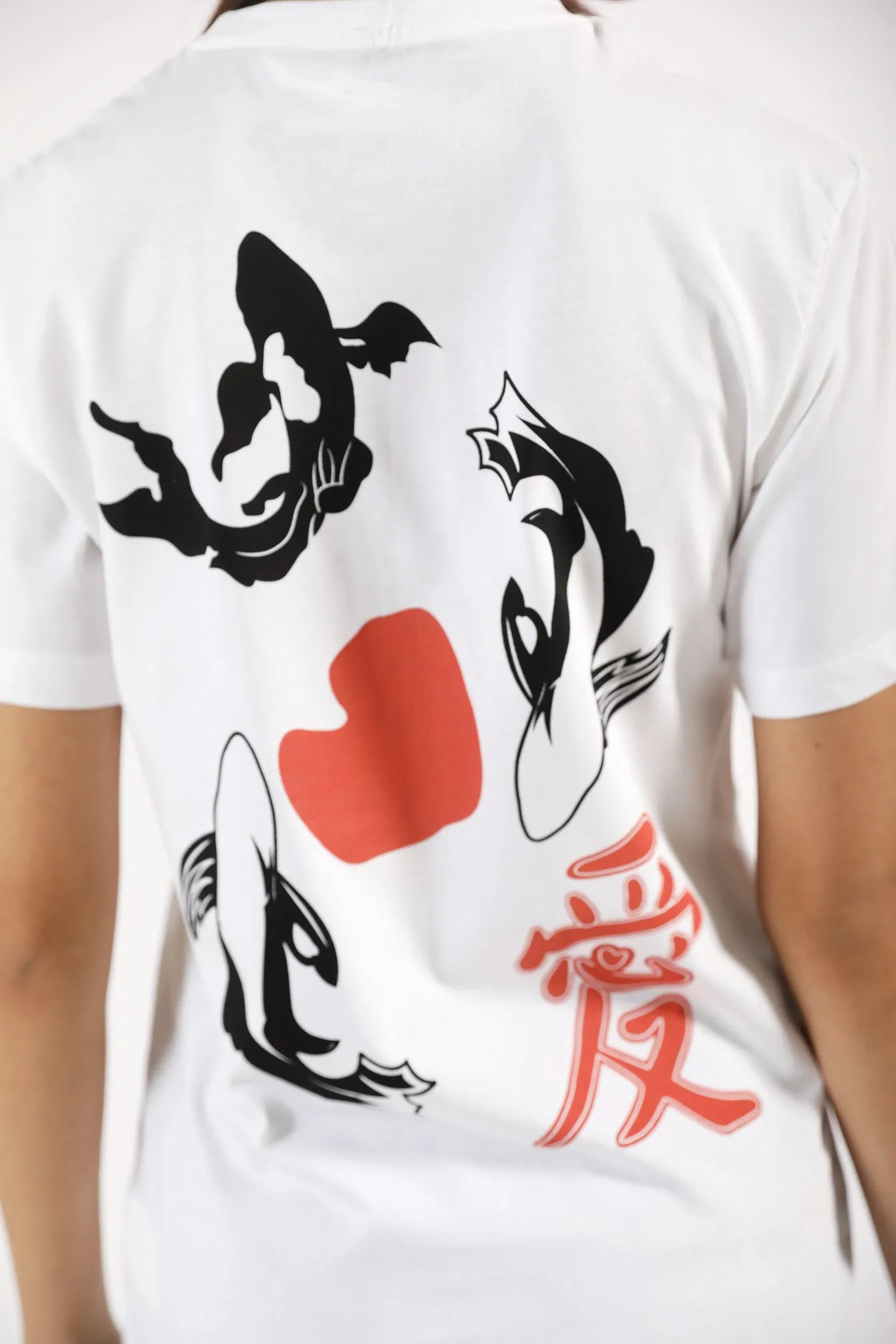 OVERSIZED GRAPHIC TEE Chic Look