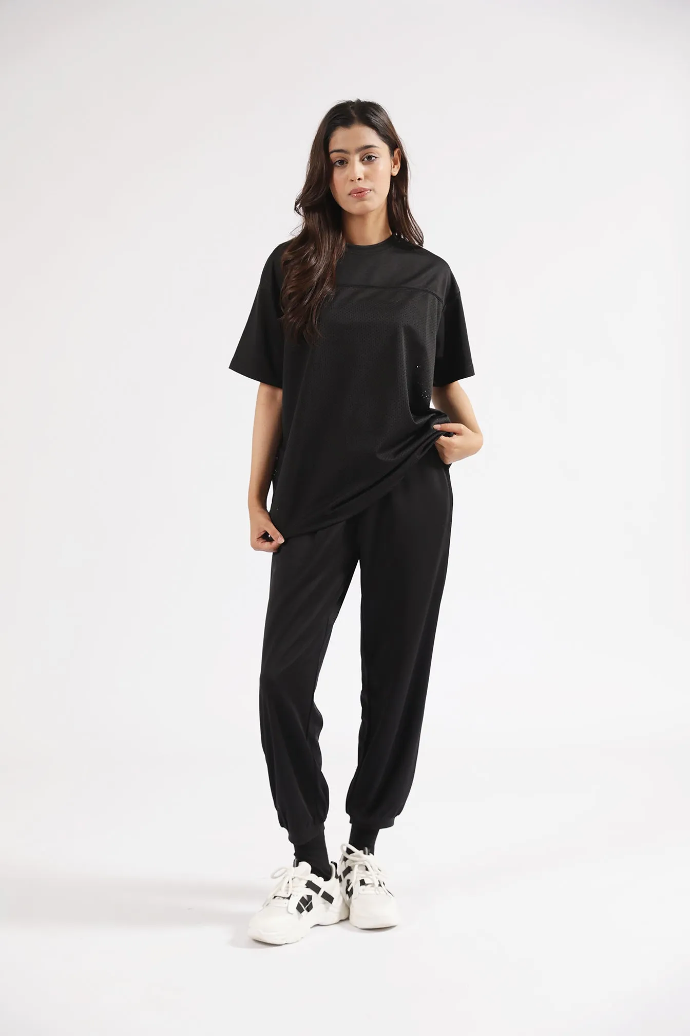 OVERSIZED MESH DETAIL TEE baby shower Cozy And Warm