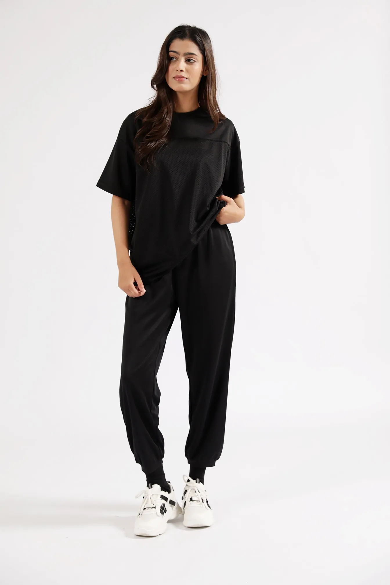 OVERSIZED MESH DETAIL TEE Yoga class Trendy Piece