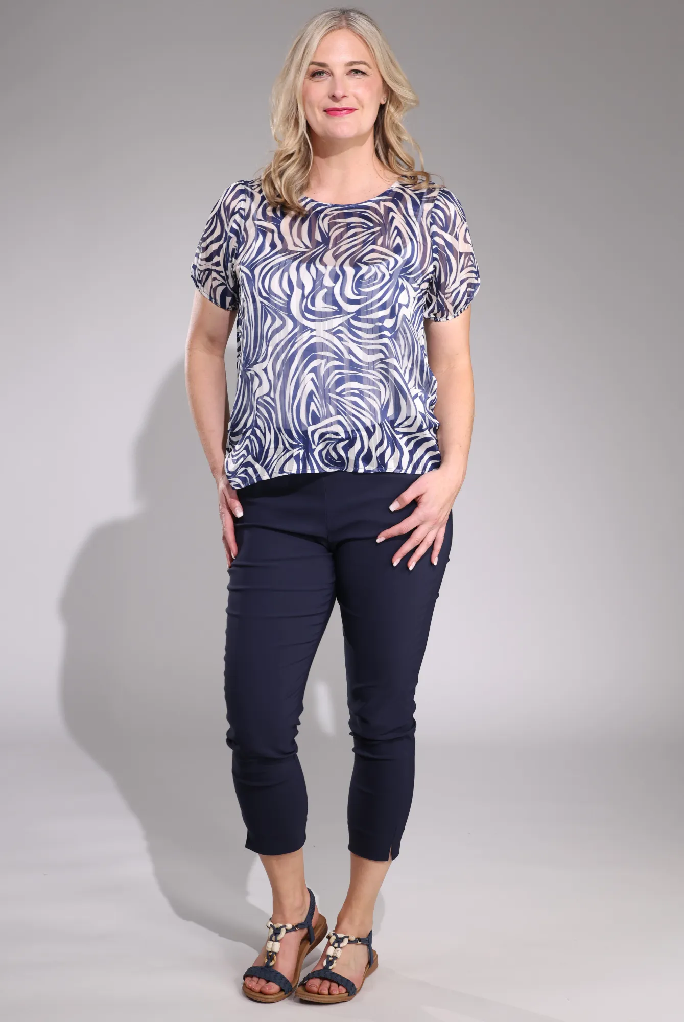 Platinum Bengaline Capri Pants | NAVY | 6305C1 Versatile Fit