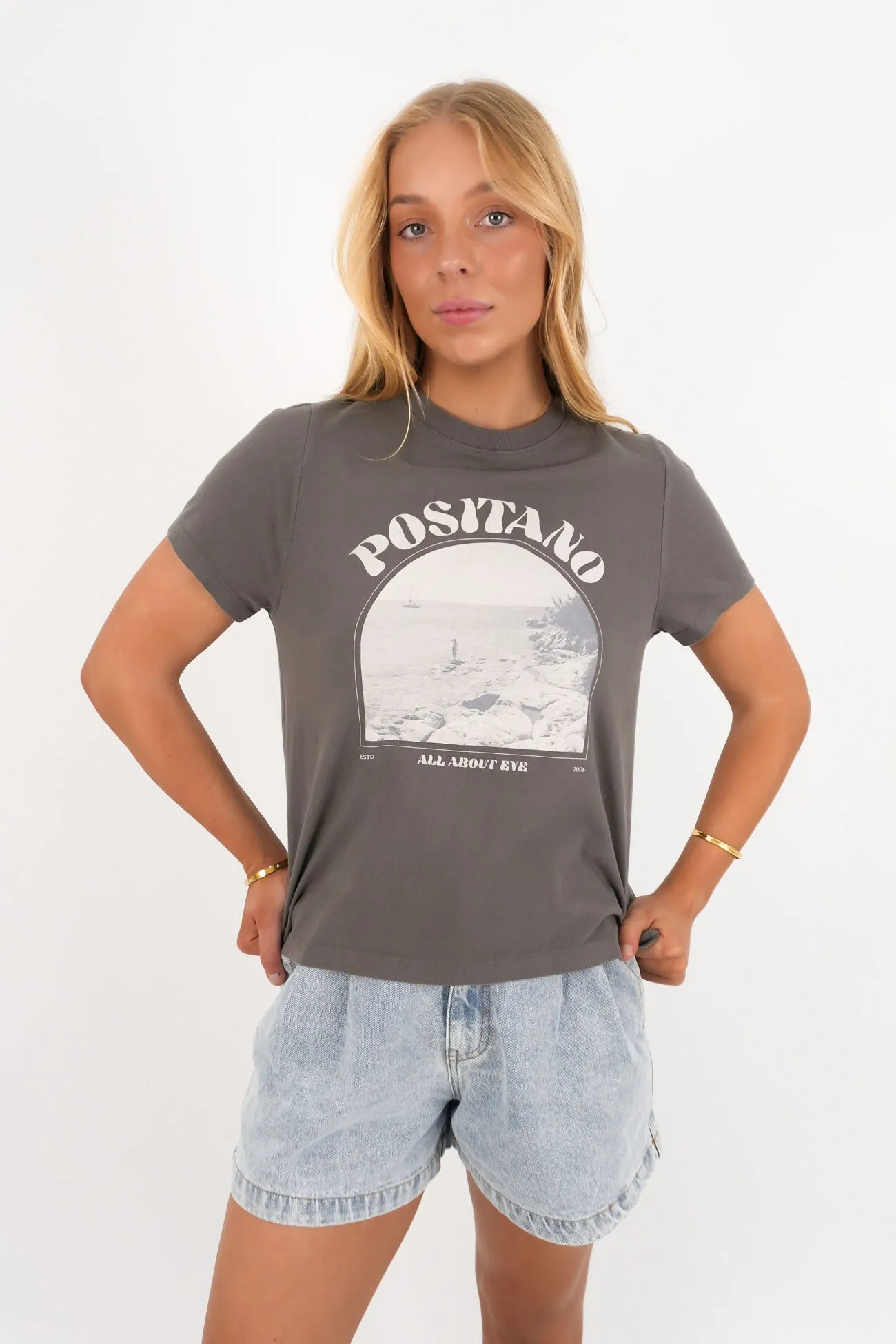 Positano Regular Tee Charcoal Cozy and Fashionable DropShoulderDesign