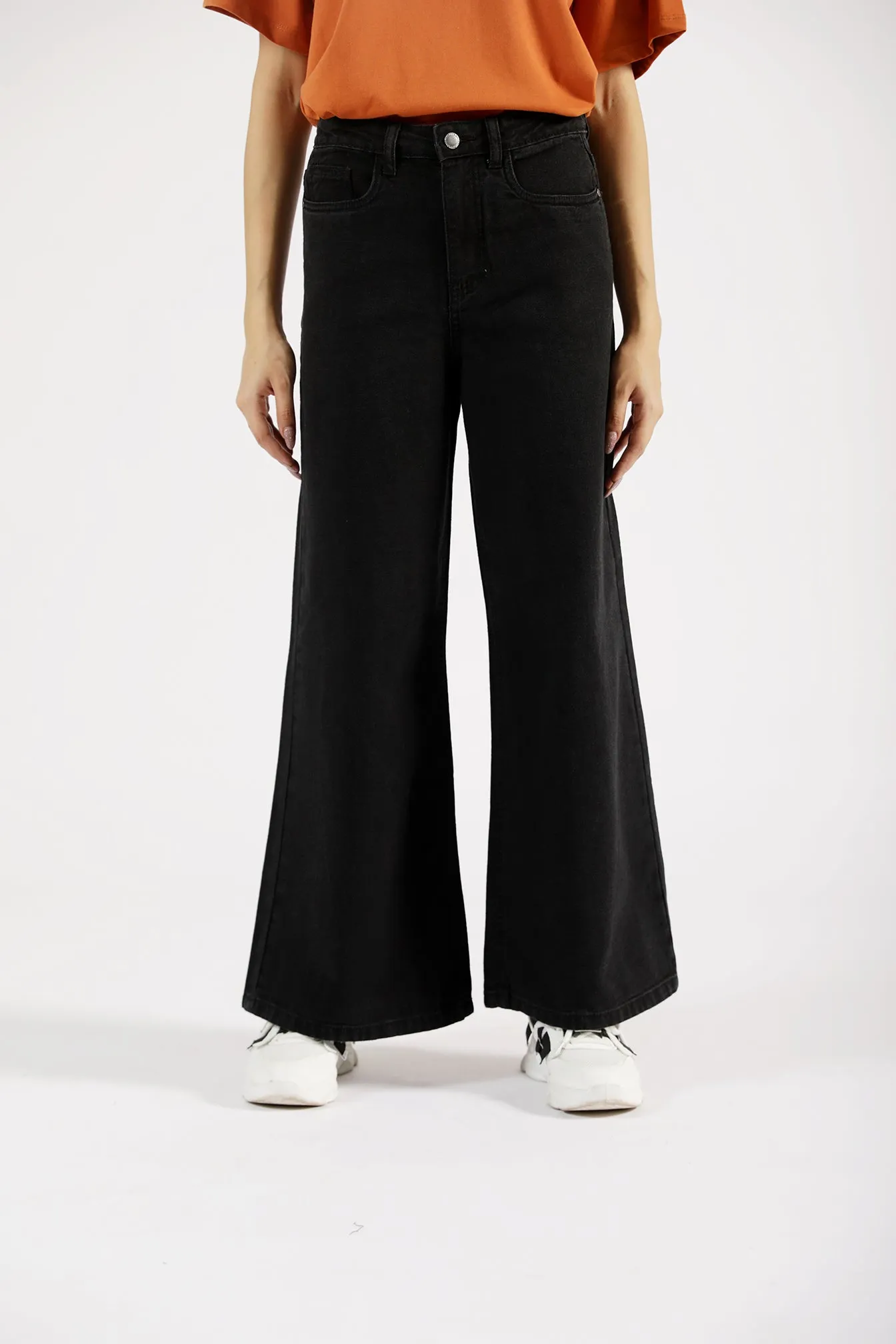 MEGA WIDE DENIM Versatile Fit Daywear