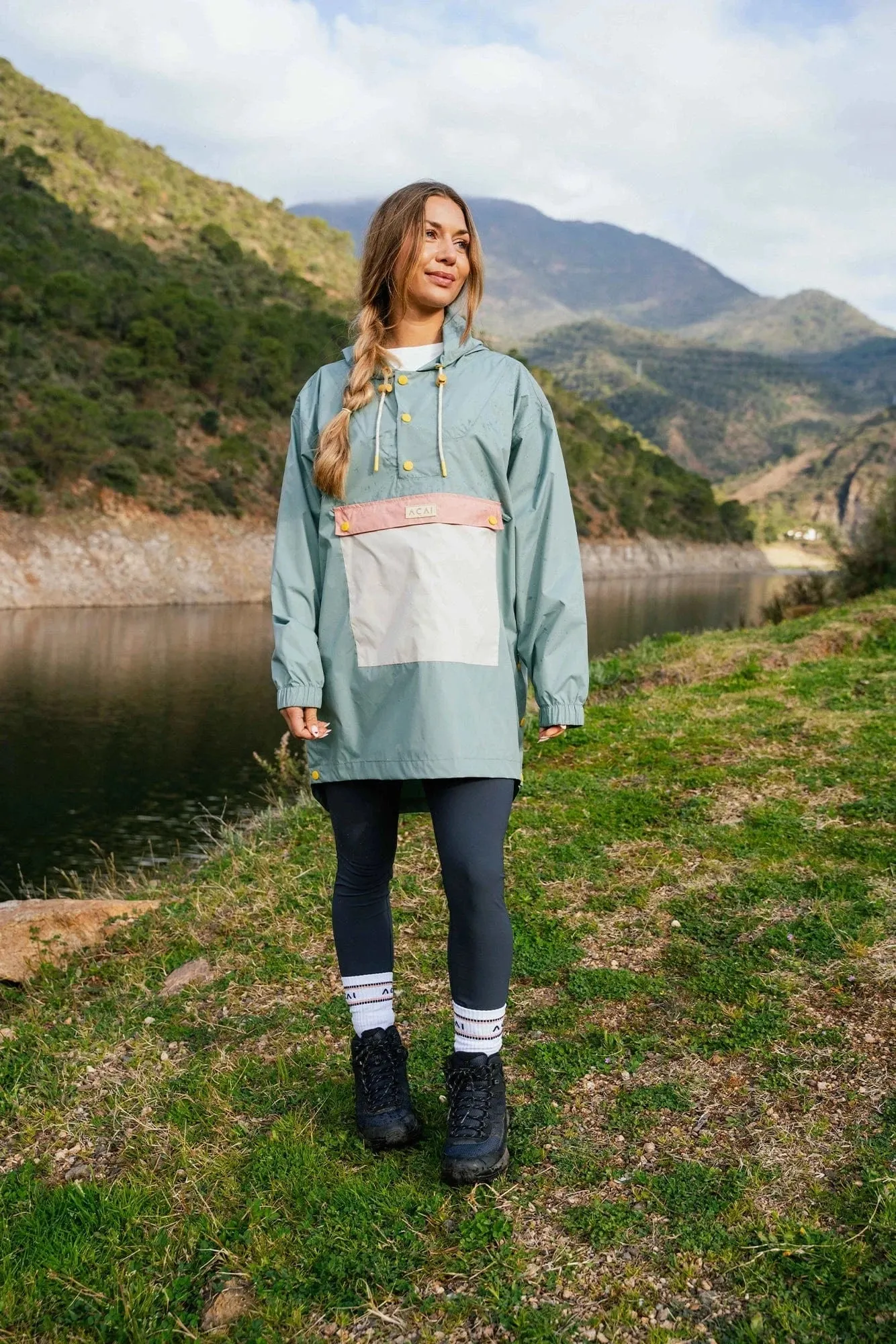 Compression Resistant Insulation Raindrop Packaway - Lilypad