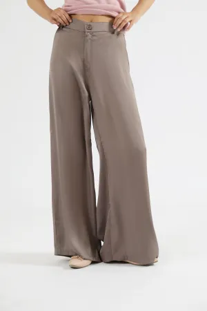 SILK WIDE LEG PANTS Relaxed fit wear Adjustable loop