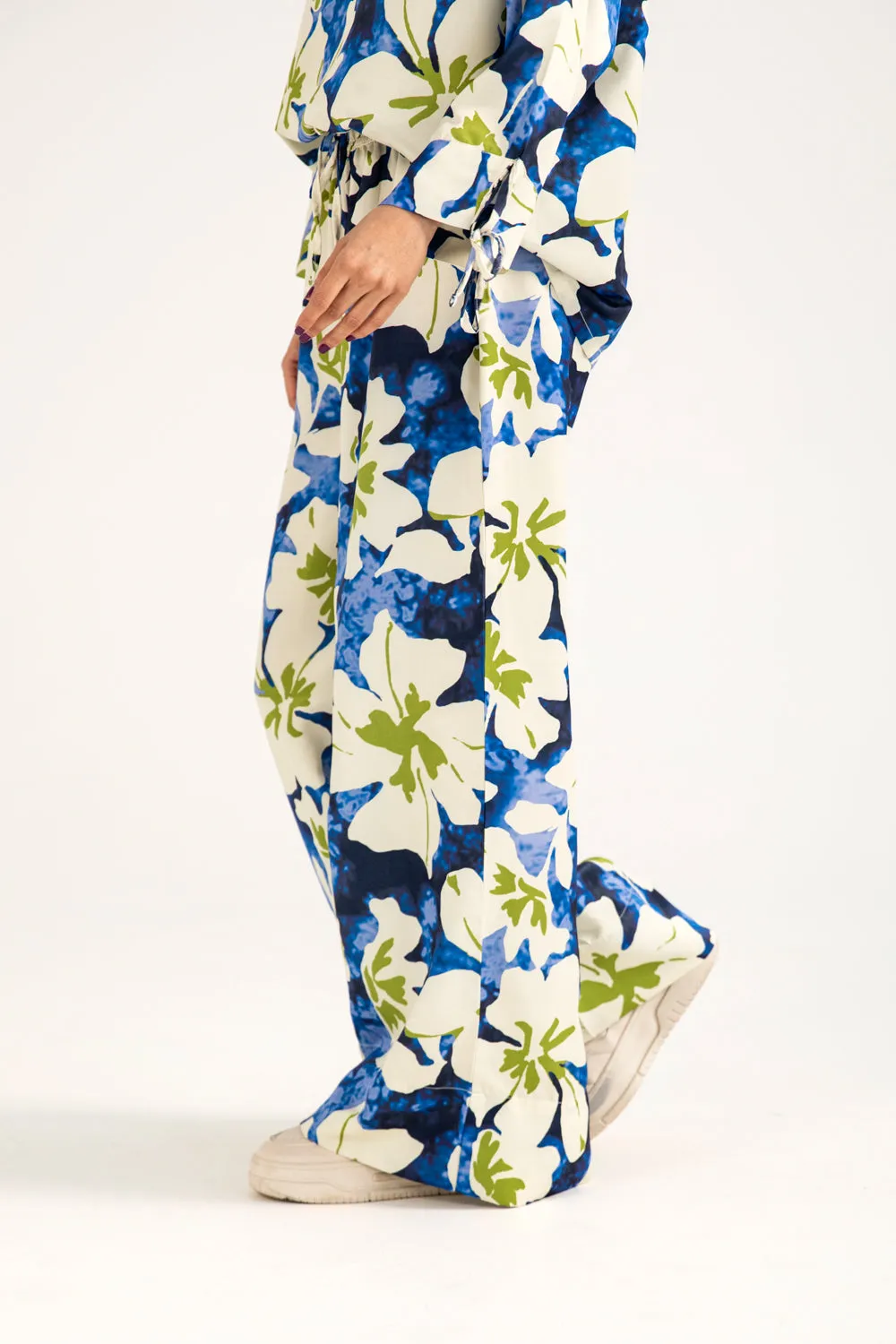 Dressy look PRINTED WIDE LEG TROUSER
