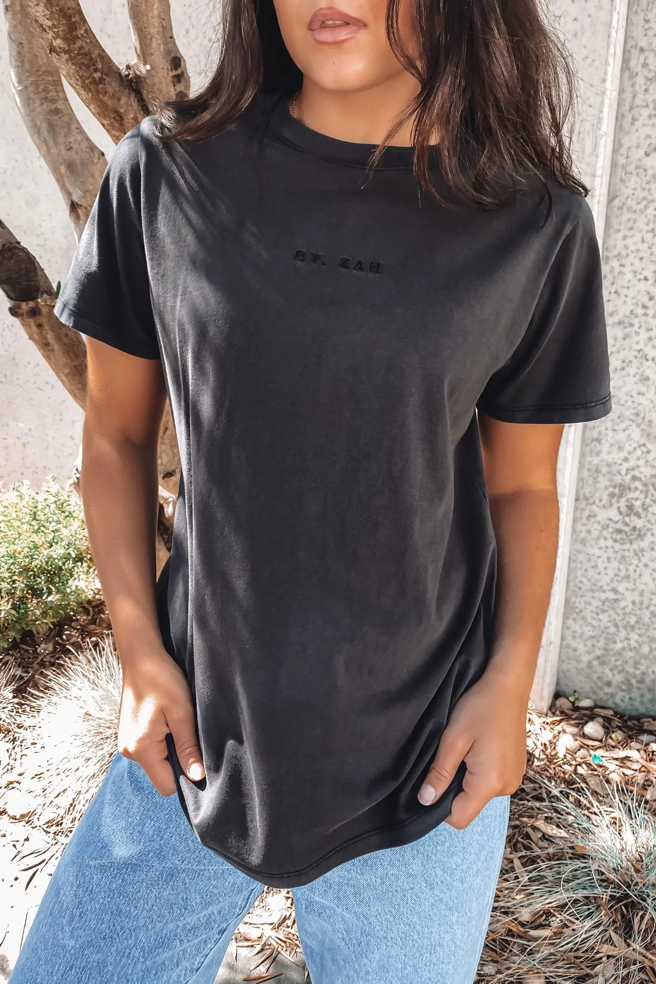 BZ Tonal Tee Washed Black Subtle Logo Placement