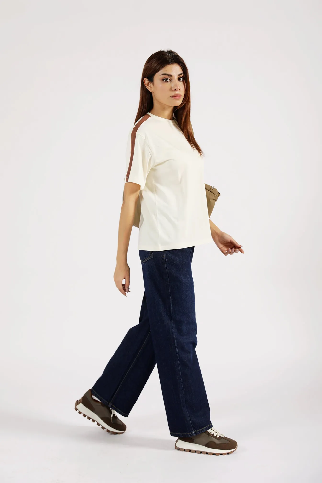 PocketDetail Relaxed Smart OVERSIZED CONTRAST TEE