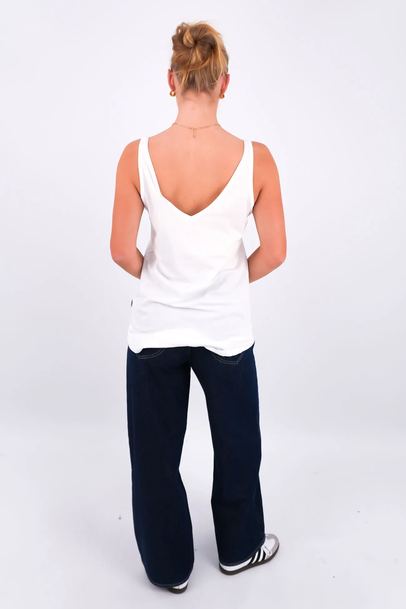 Ricky Tank White TensionAdjustedWaistband TemperatureRegulating