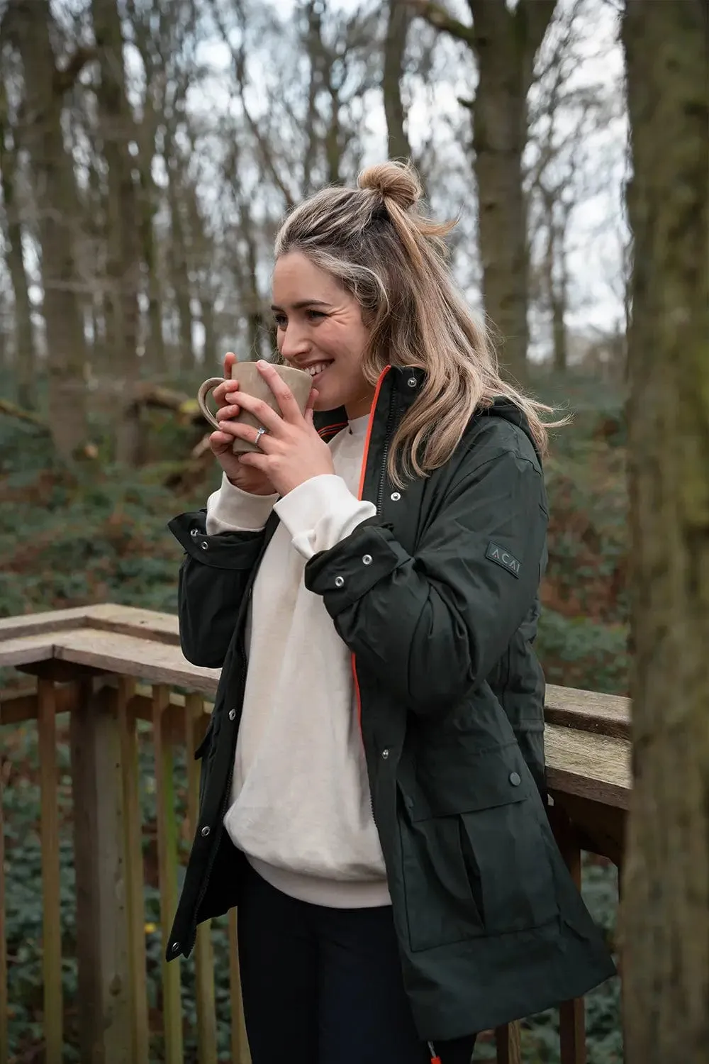 River Waterproof Jacket - Deep Khaki Weight Distribution System