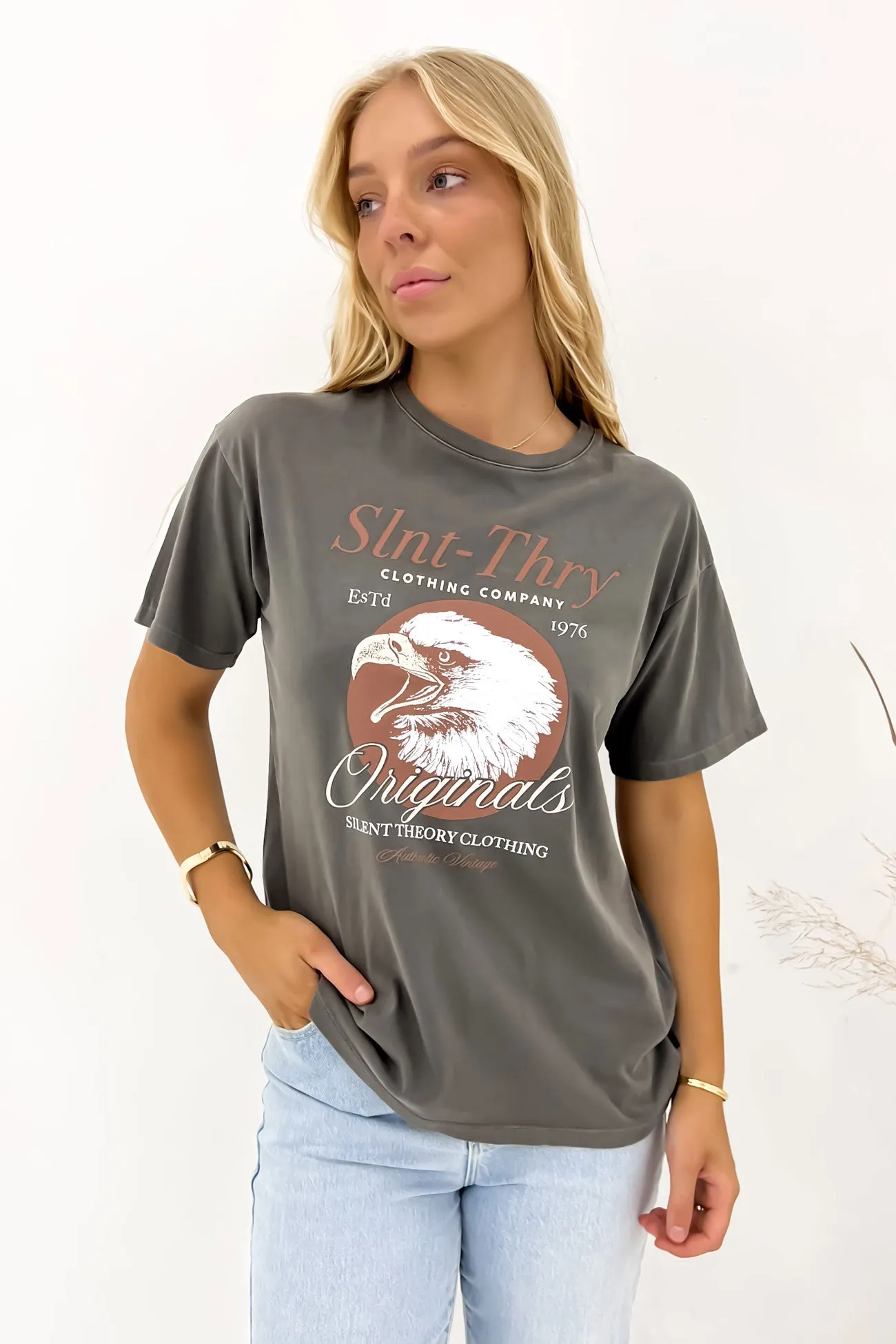 Roadhouse Tee Coal Chic Vibes Elastic waist