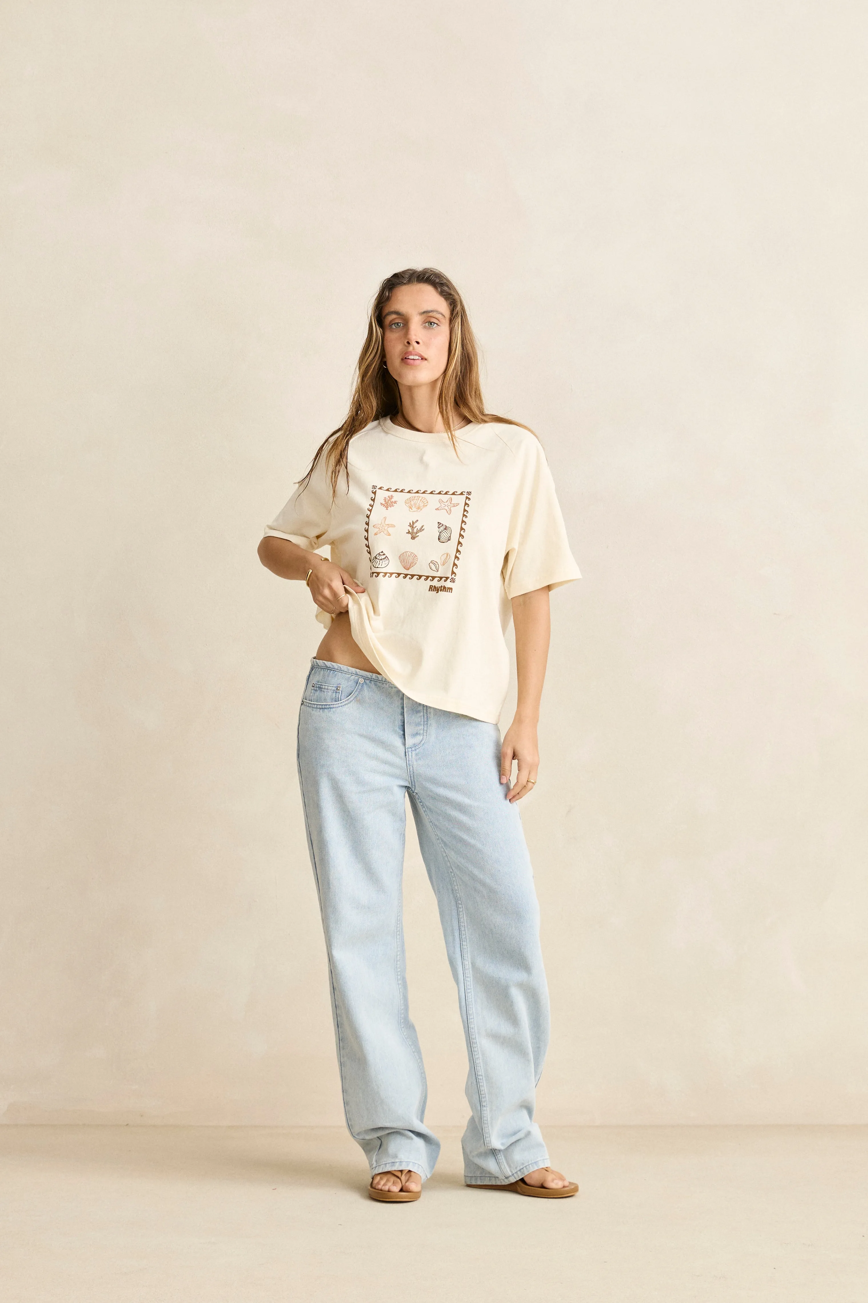 Lint Resistant Surface Sea Ranch Shell Tee Vintage White