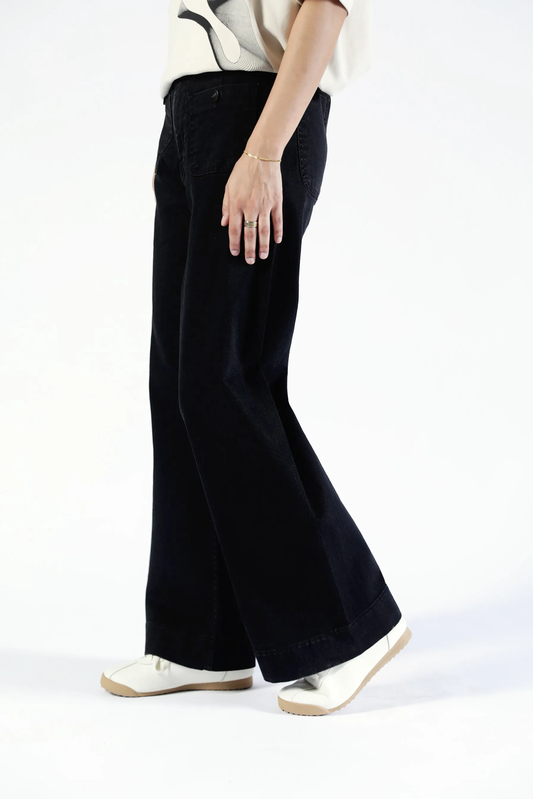 Relaxed Design SEAMLESS WIDE LEGS DENIM
