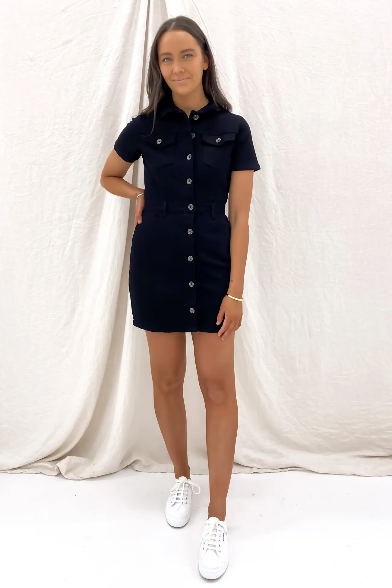 Shay Mini Dress Black Flowy summer gown Elegant Line