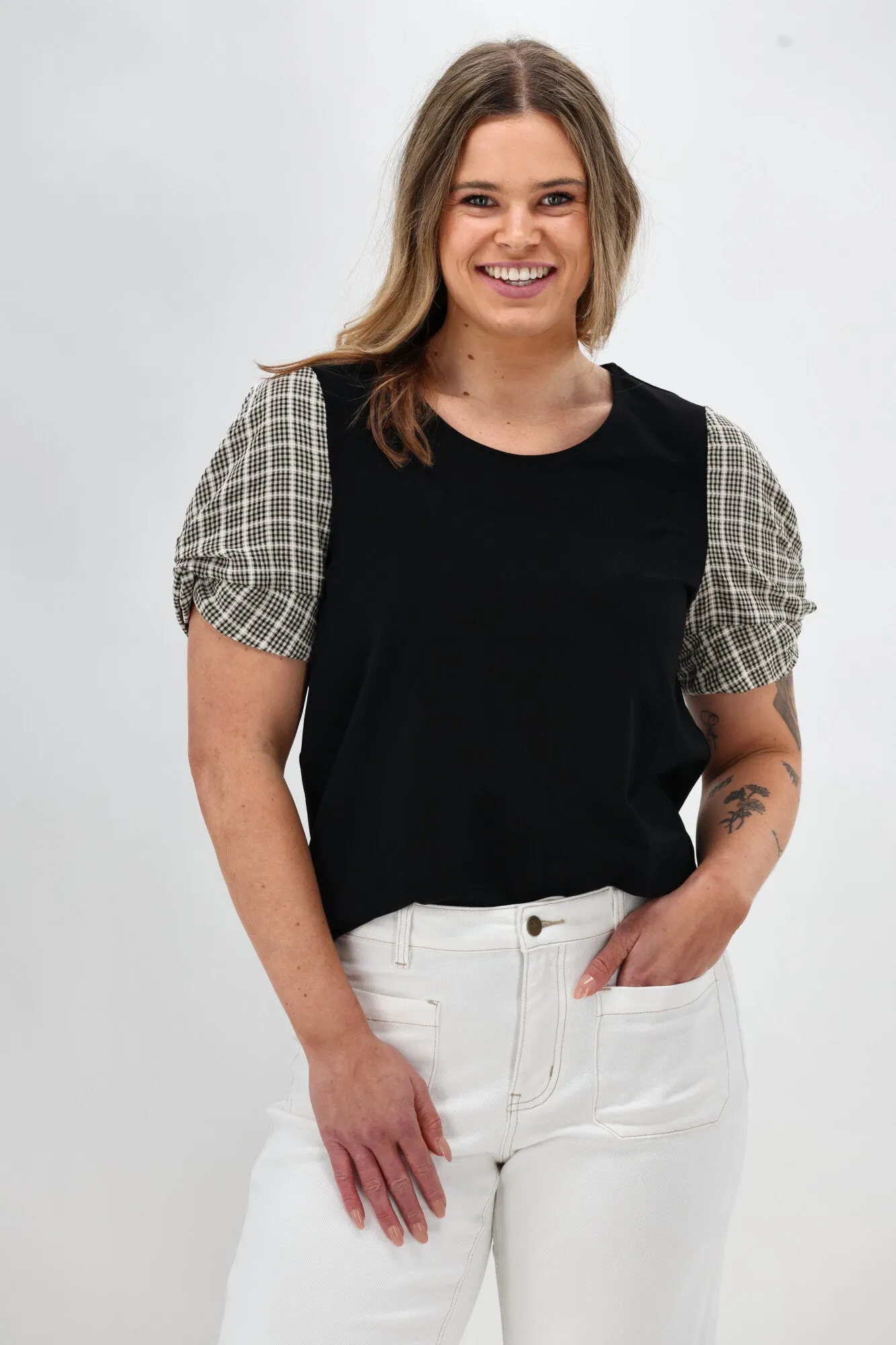 Shine On Label Garan Spliced Knit Tee with Woven Check Sleeve Black Natural Simple and Comfortable