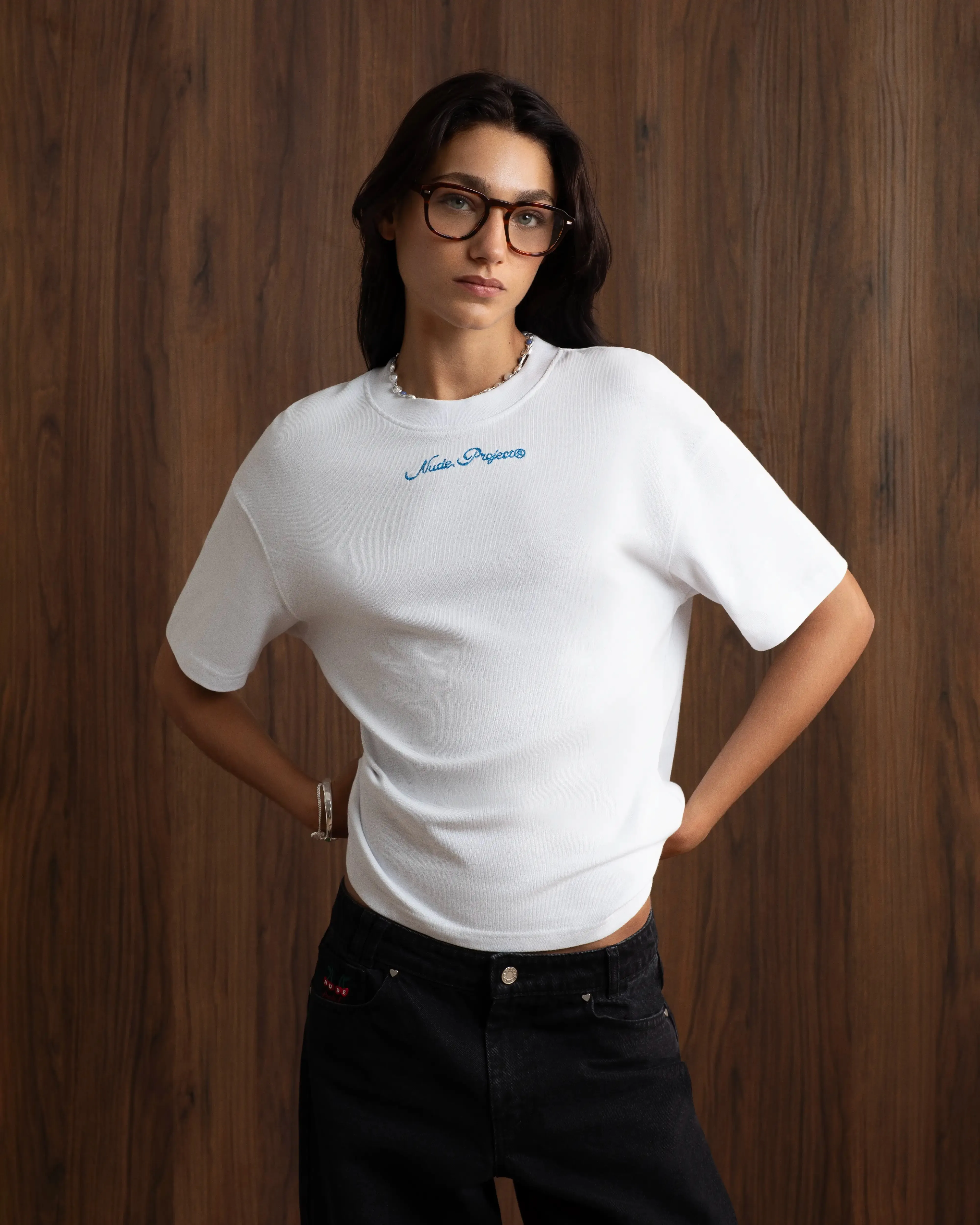 Smile Glow Peach Tee White