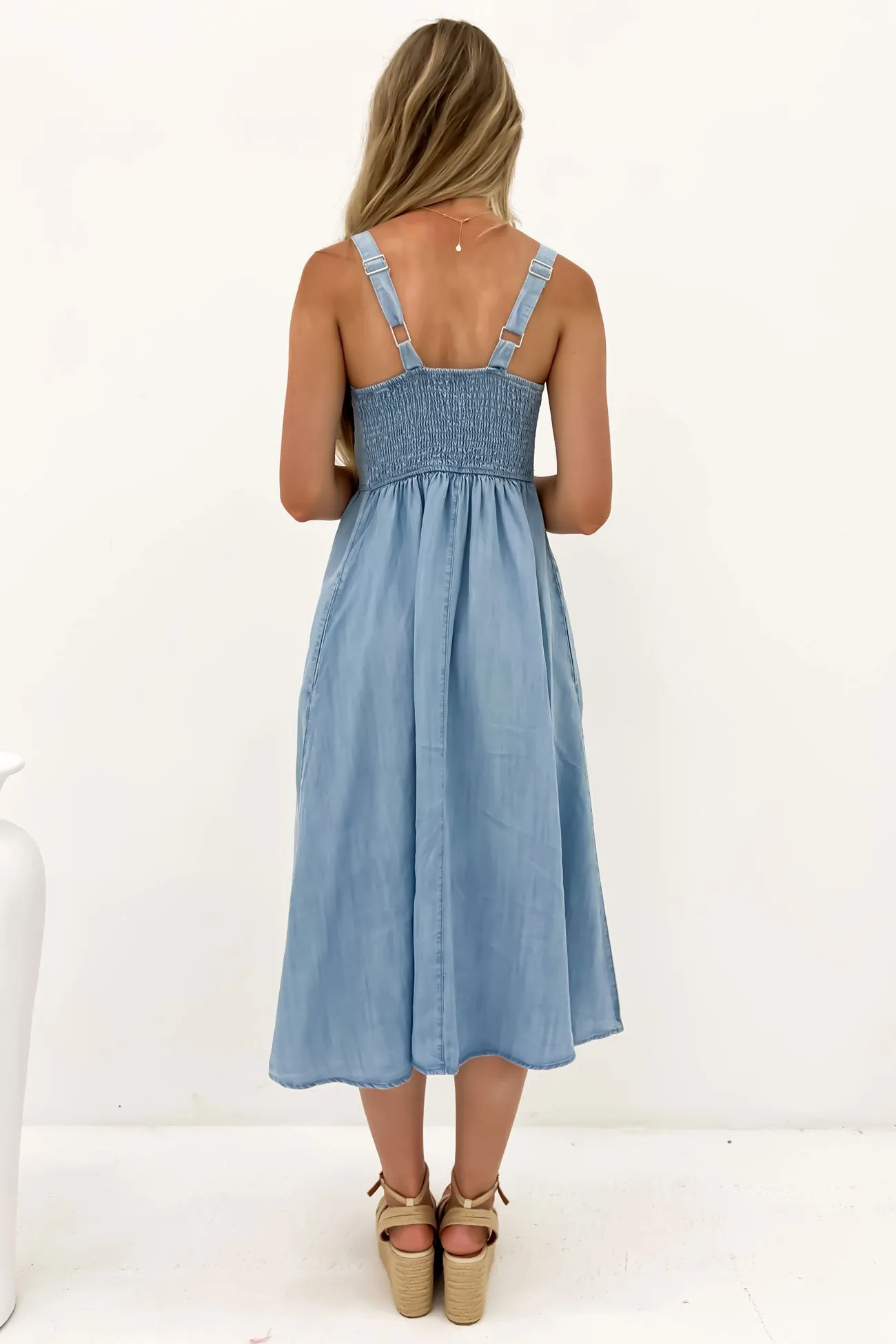 Sophisticated Vibe Sleek Motion Rye Midi Dress Chambray