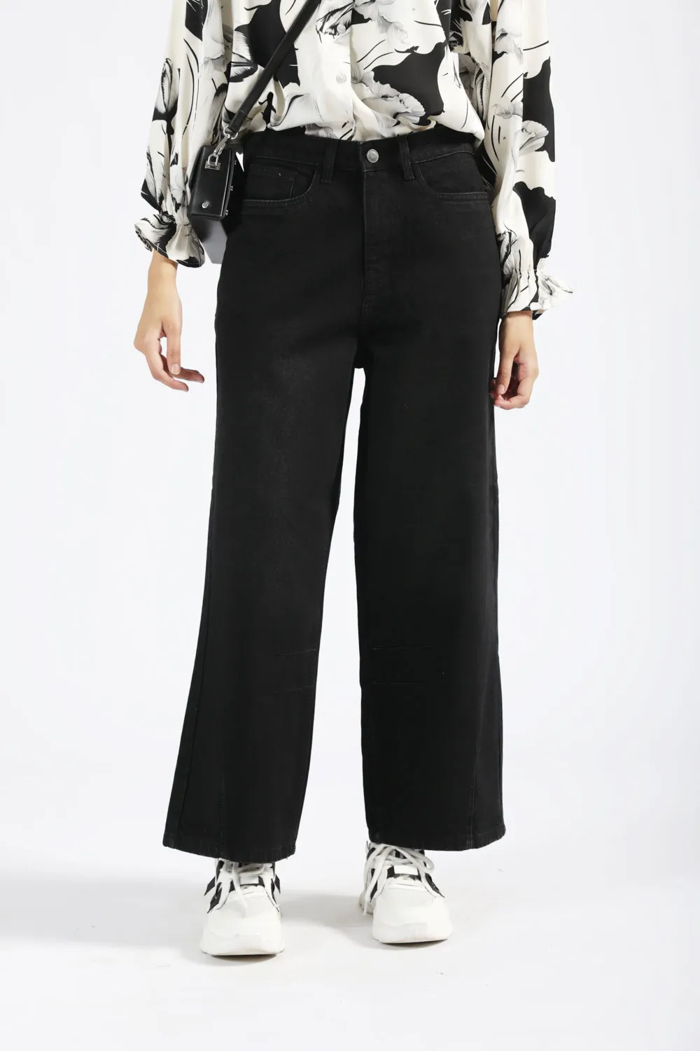 SLOUCHY FIT DENIM Trail Ready