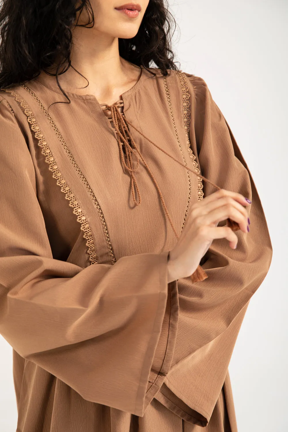 LONG DRESS WITH LACE DETAILS Smart Layering