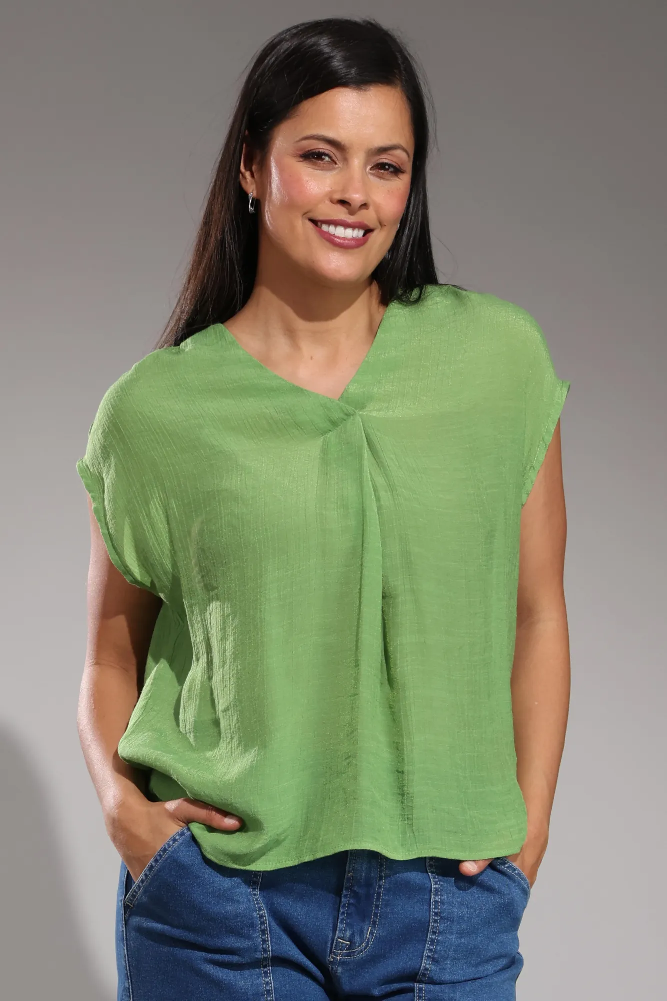 Soft Crosshatch V neck Top | Apple | 8827A1 Minimal Design EasyAdjustStraps