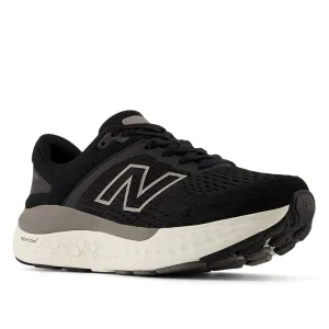 gradient running gear Compression Fit Womens New Balance Made in USA 1540v4 in Black/White