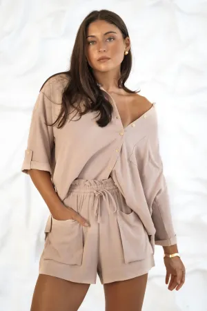 Trendy Comfort Logan Staple Short Sleeve Shirt Tan