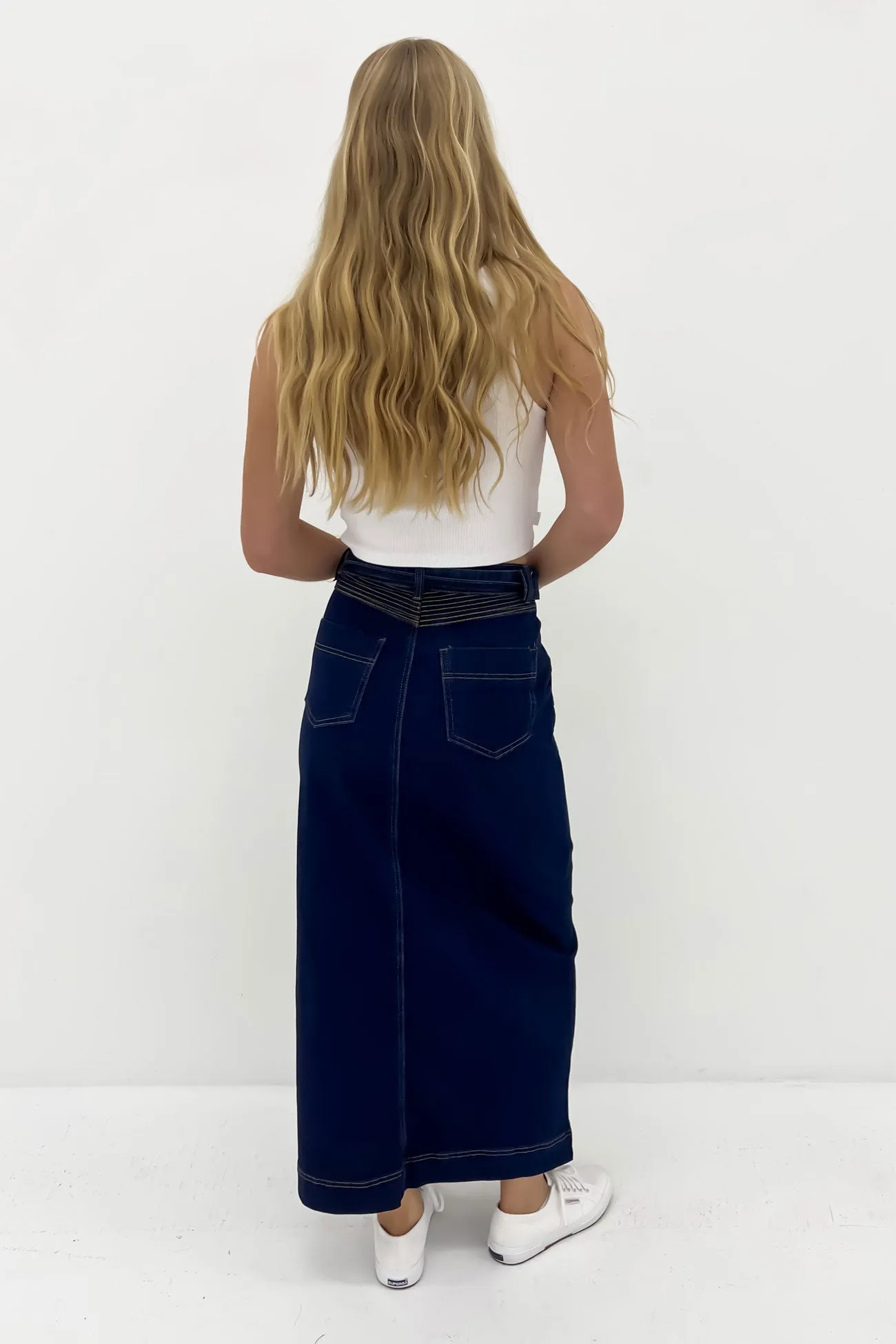 Everyday Line Sonya Denim Midi Skirt Dark Blue