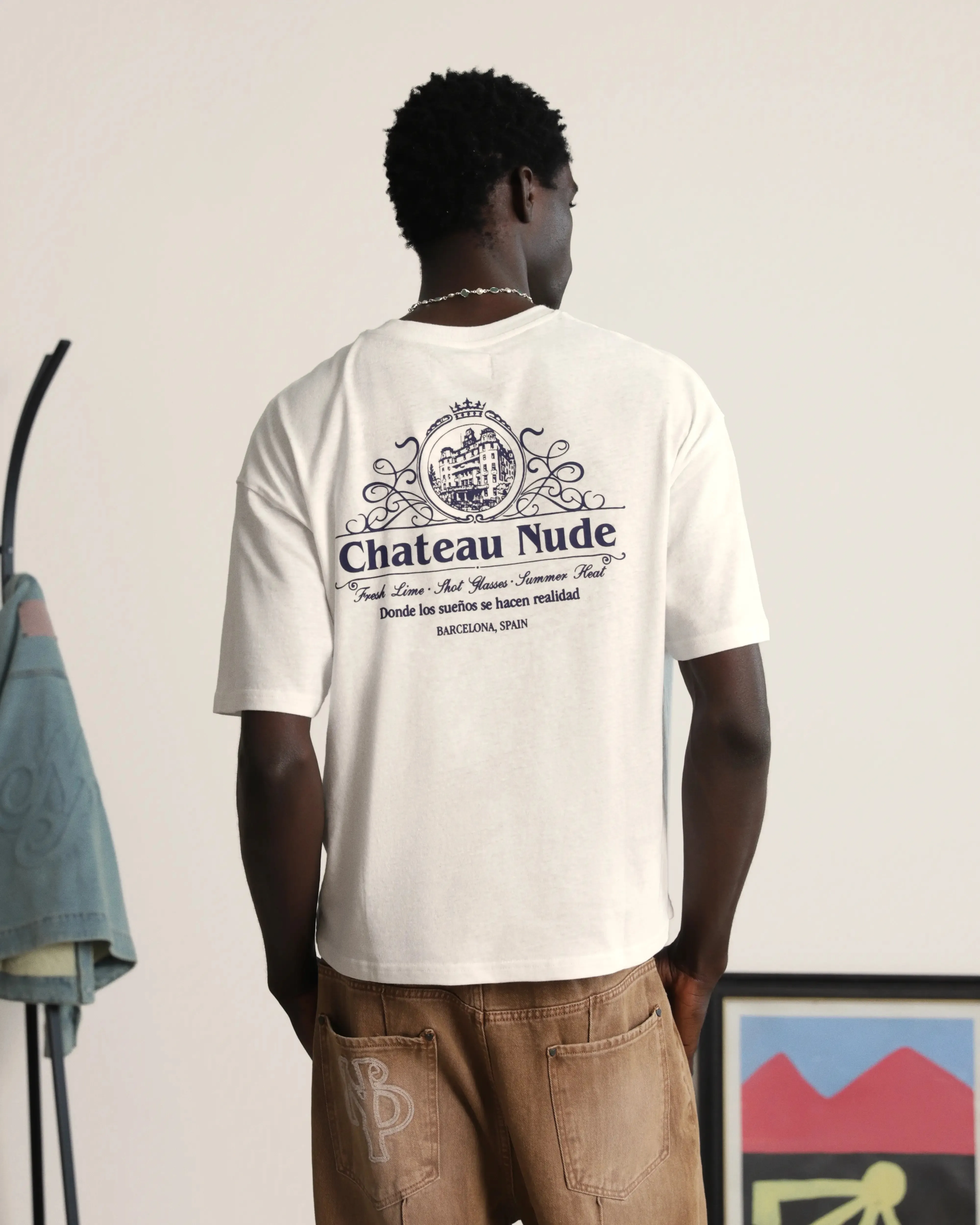 Chateau Tee White Camera Glow