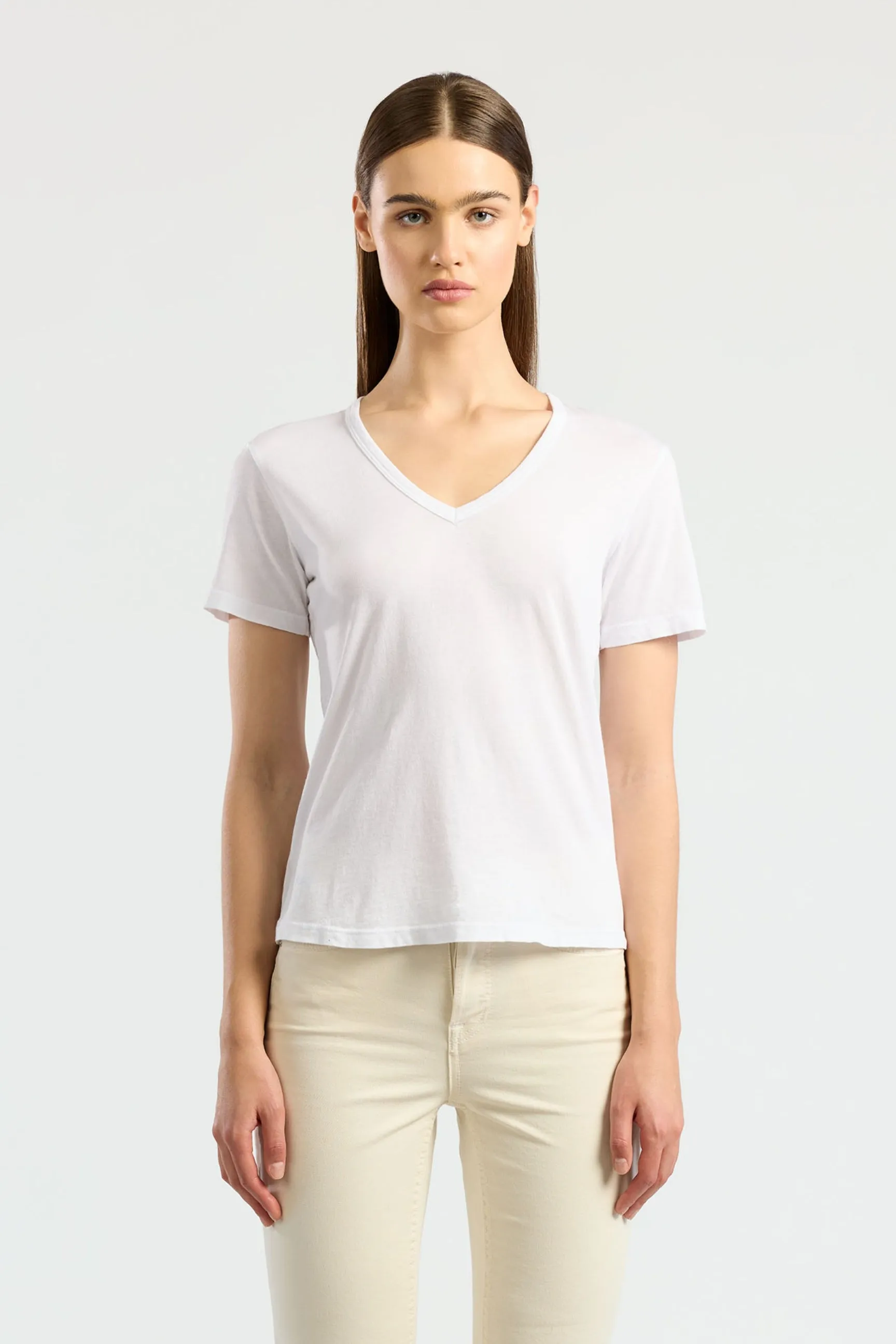 Relaxed and Comfy Basic Layering Standard V-Neck Tee